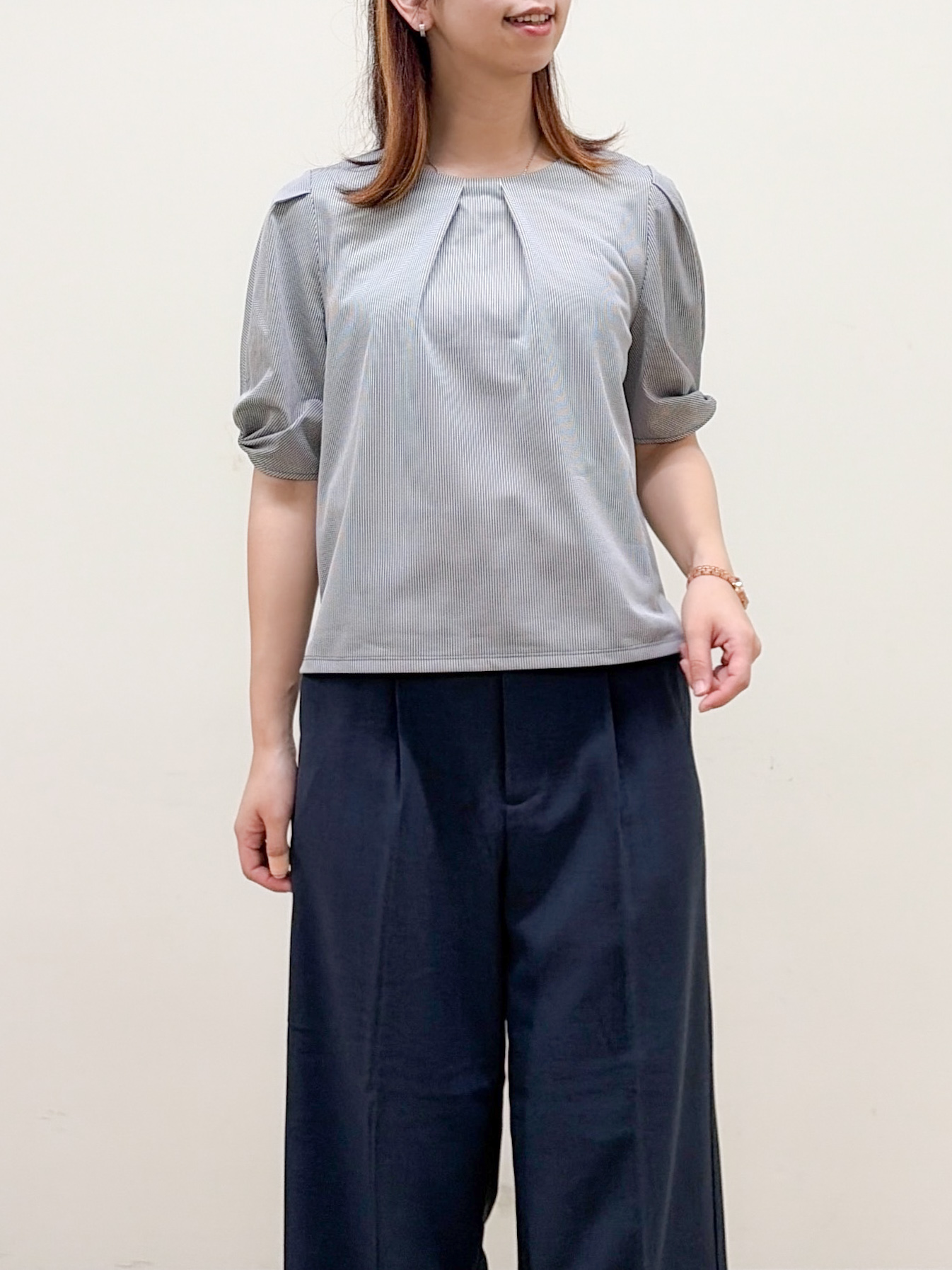yurinaさんの「index｜【吸水速乾】ストライプ調デザインスリーブトップス《洗濯機OK》」を使ったコーディネート
