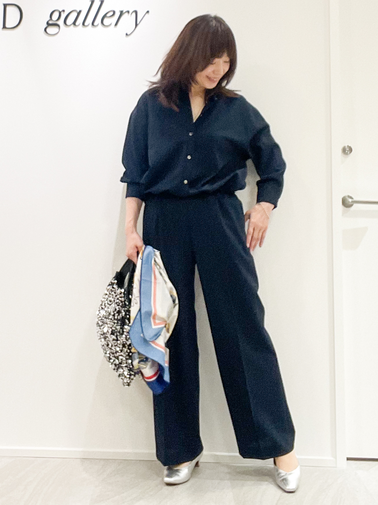 めいさんの「UNTITLED｜【セットアップ可/UVカット/接触冷感】エアリークールドロストシャツ」を使ったコーディネート