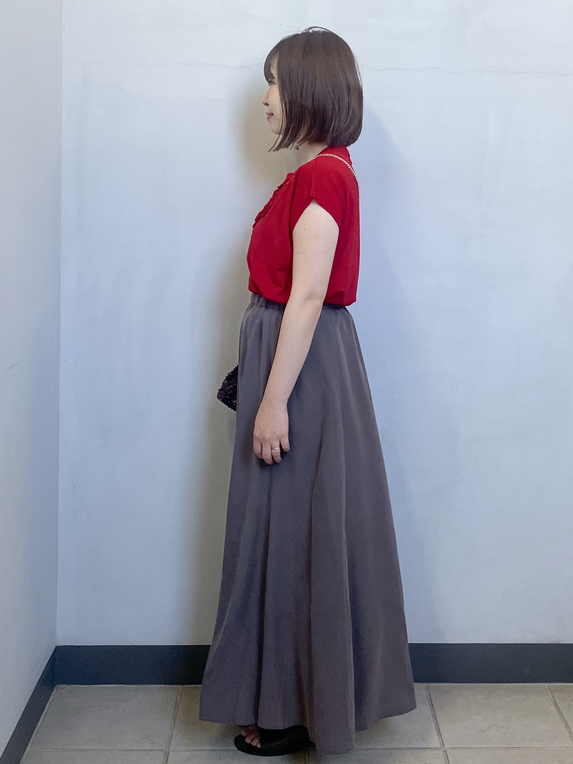 mikiさんの「OPAQUE.CLIP｜【接触冷感／UV】フリルフレンチスリーブニット《洗濯機OK》」を使ったコーディネート