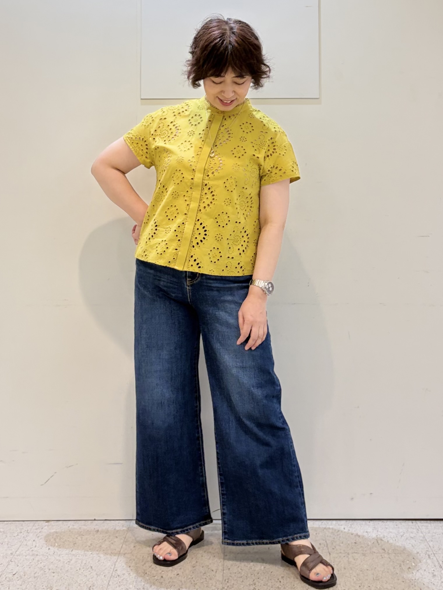 ヤスコさんの「Reflect｜【通勤◎】カットワーク刺繍レース シャツブラウス」を使ったコーディネート