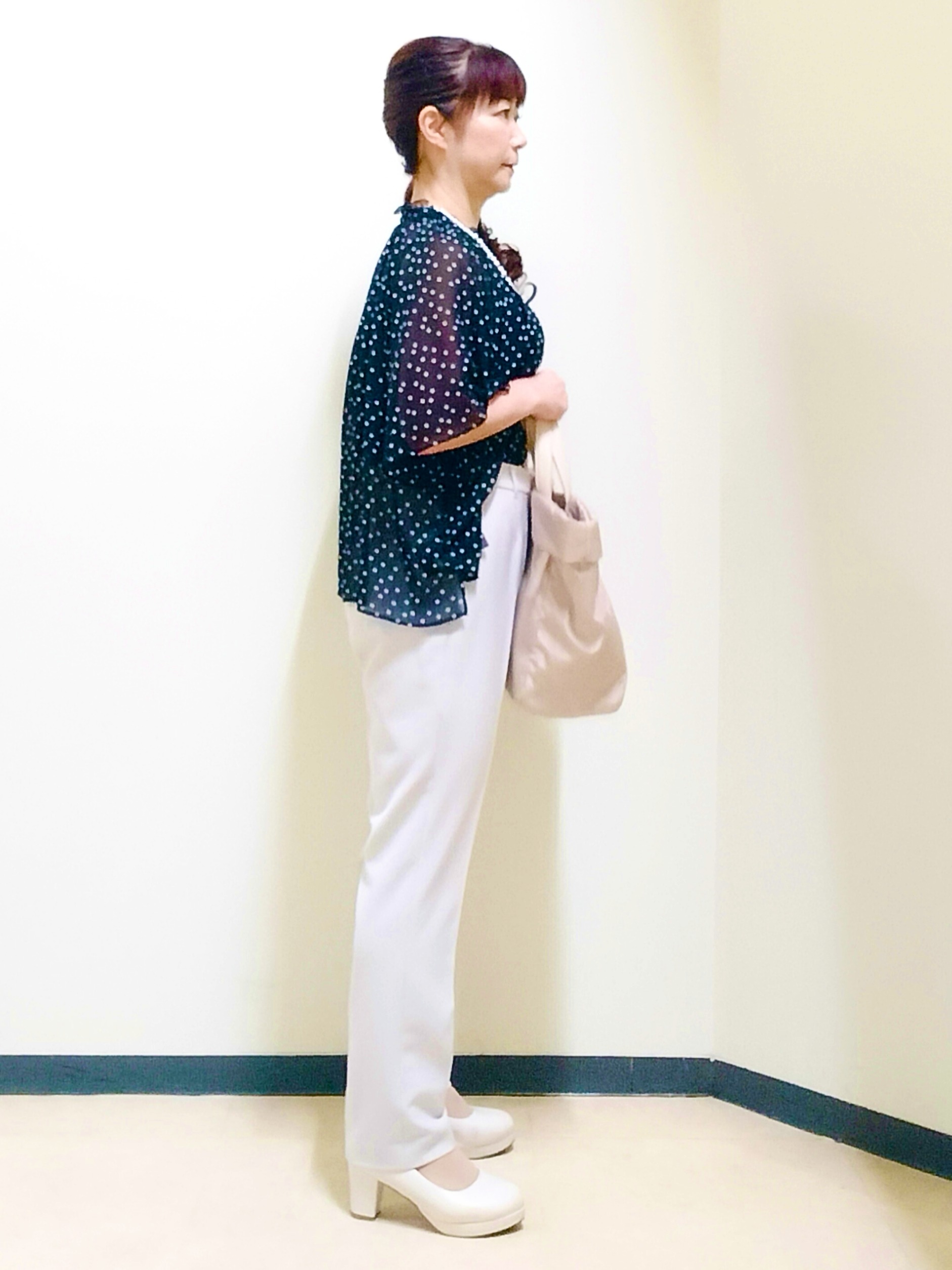 花さんの「Reflect｜【セットアップ／手洗い可】ドット柄シアーブラウス」を使ったコーディネート