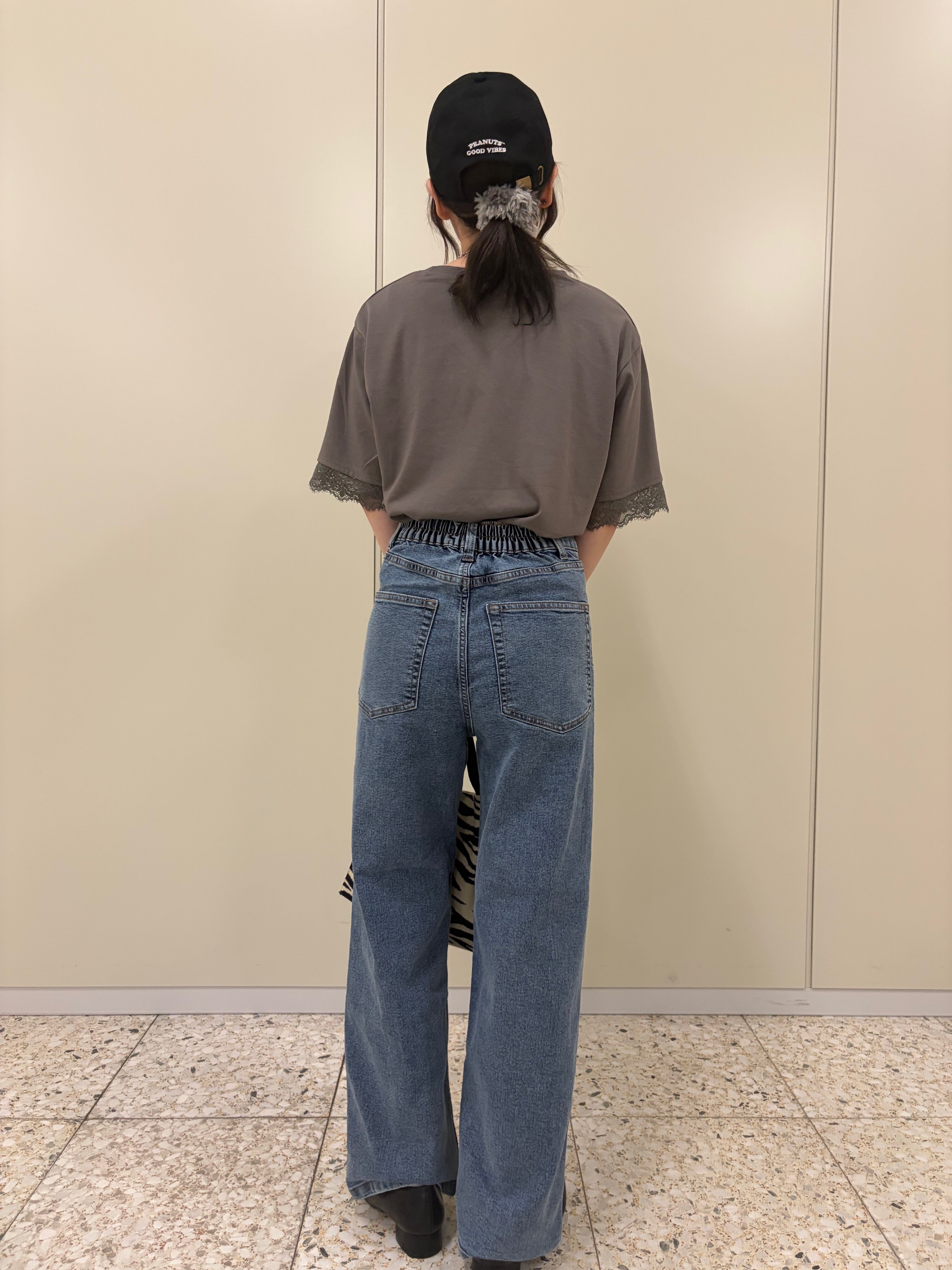 ひよりん⭐️さんの「SHOO･LA･RUE｜【ひんやり/UV/S-LL】柄アソート お袖レースが旬顔 上品に決まる大人Tシャツ」を使ったコーディネート