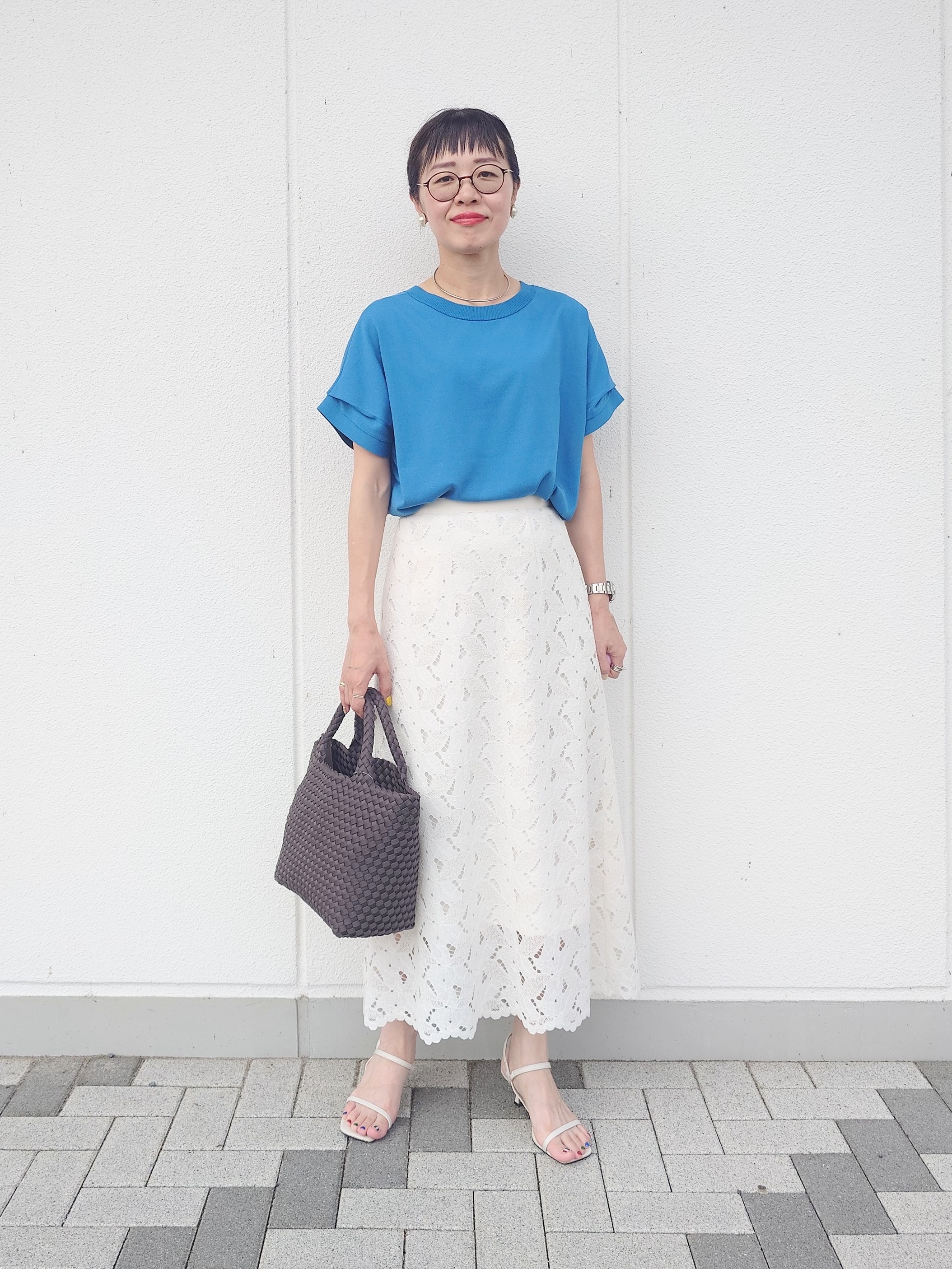 MUTSUKOさんの「UNTITLED｜【肌に張りつきにくい/前後2WAY】ドライタッチコットンプルオーバー」を使ったコーディネート
