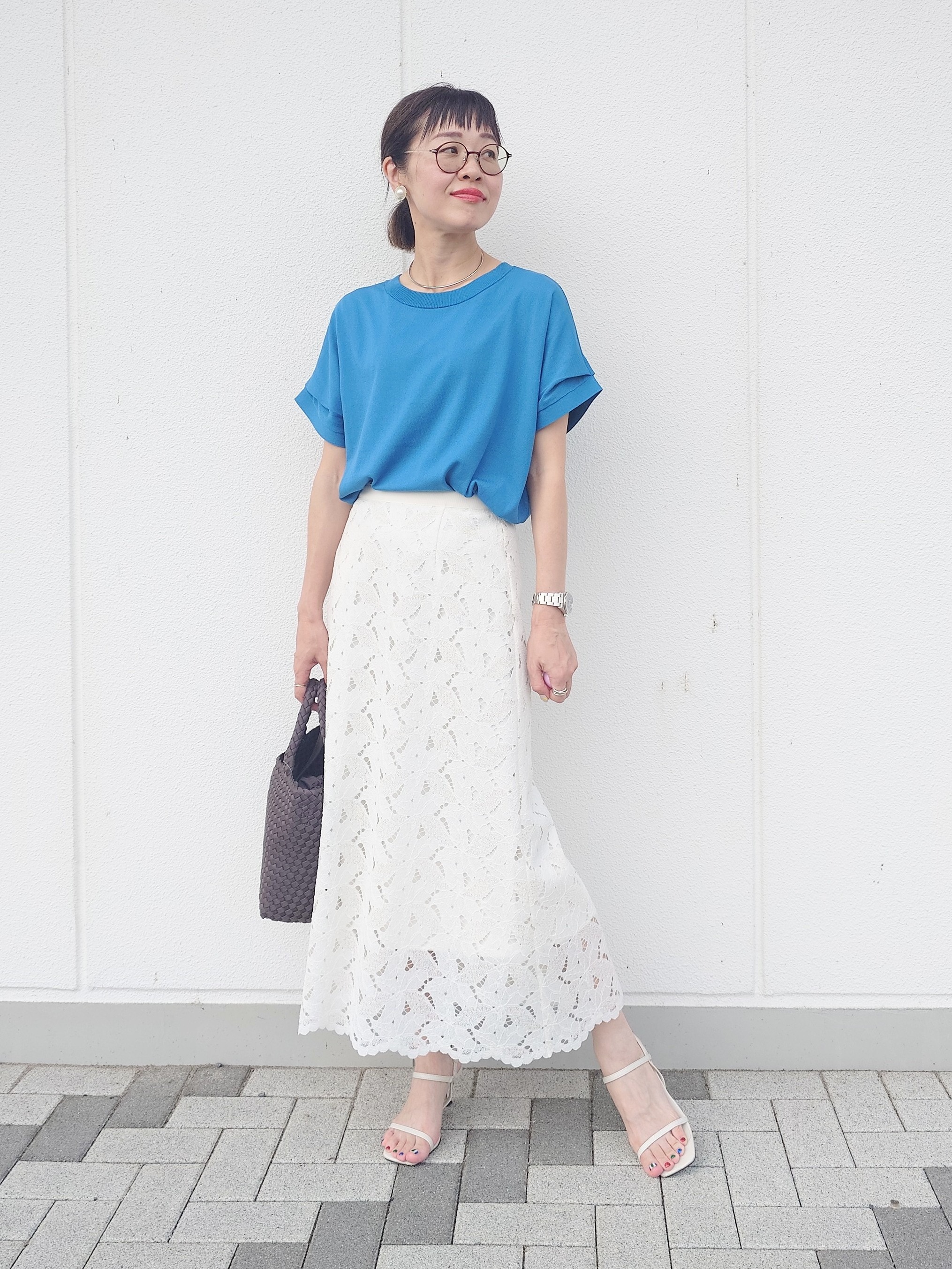 MUTSUKOさんの「UNTITLED｜【肌に張りつきにくい/前後2WAY】ドライタッチコットンプルオーバー」を使ったコーディネート