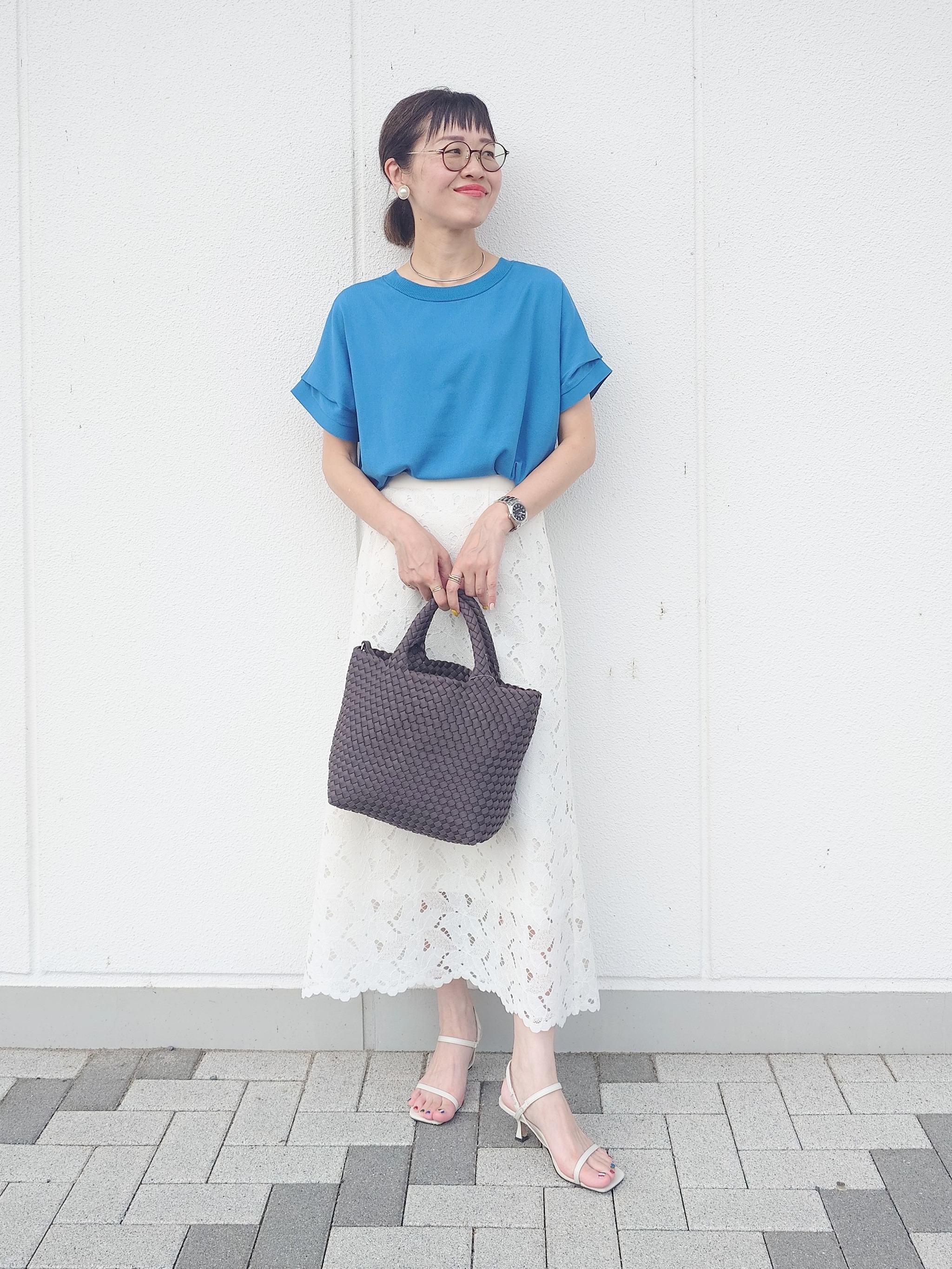 MUTSUKOさんの「UNTITLED｜【肌に張りつきにくい/前後2WAY】ドライタッチコットンプルオーバー」を使ったコーディネート