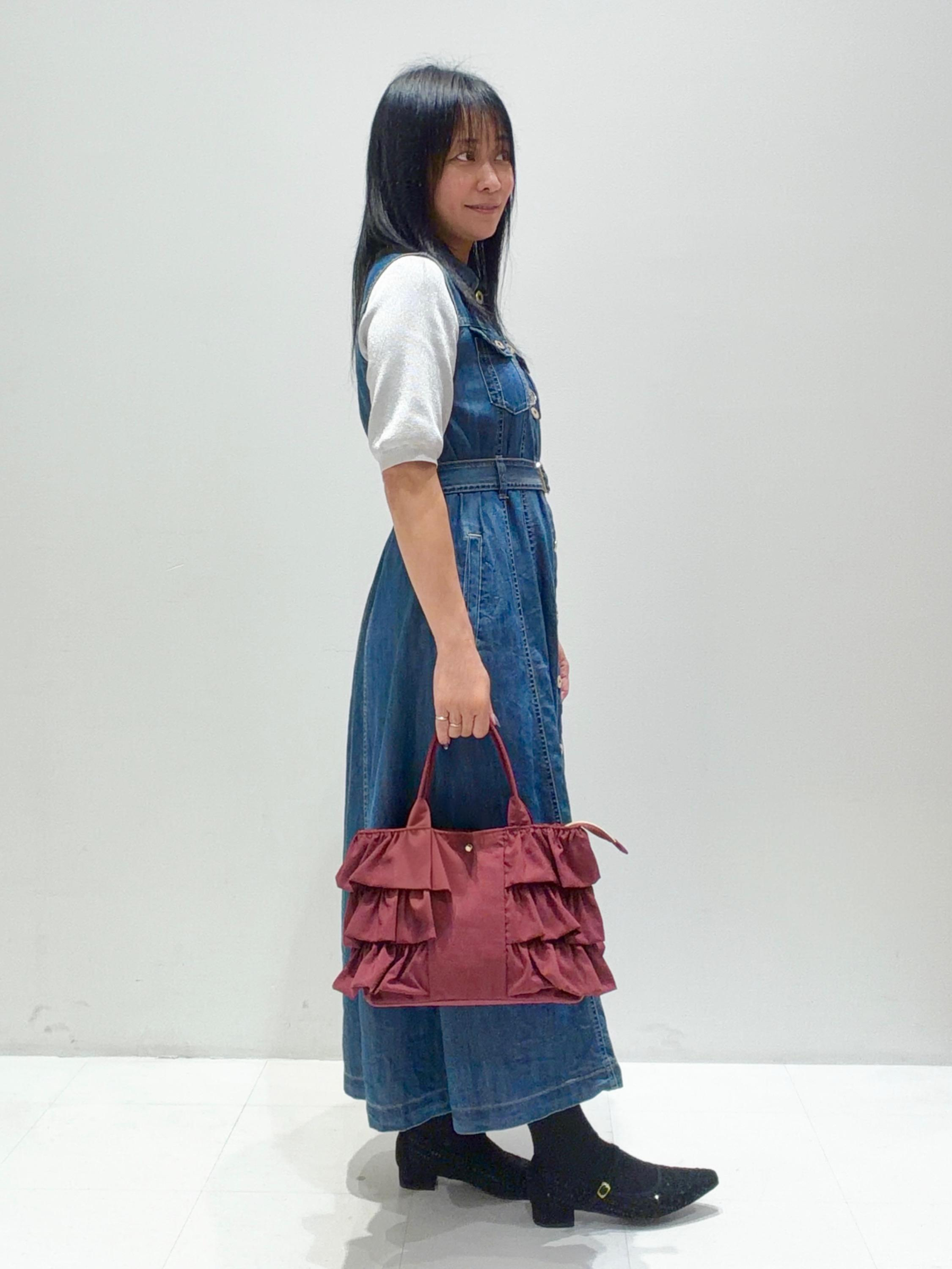 ゅぅさんの「grove｜【シリーズ累計36万枚/UVカット・ひんやり・洗濯機OK】やわらかドライタッチ 五分袖クルーネックニ」を使ったコーディネート