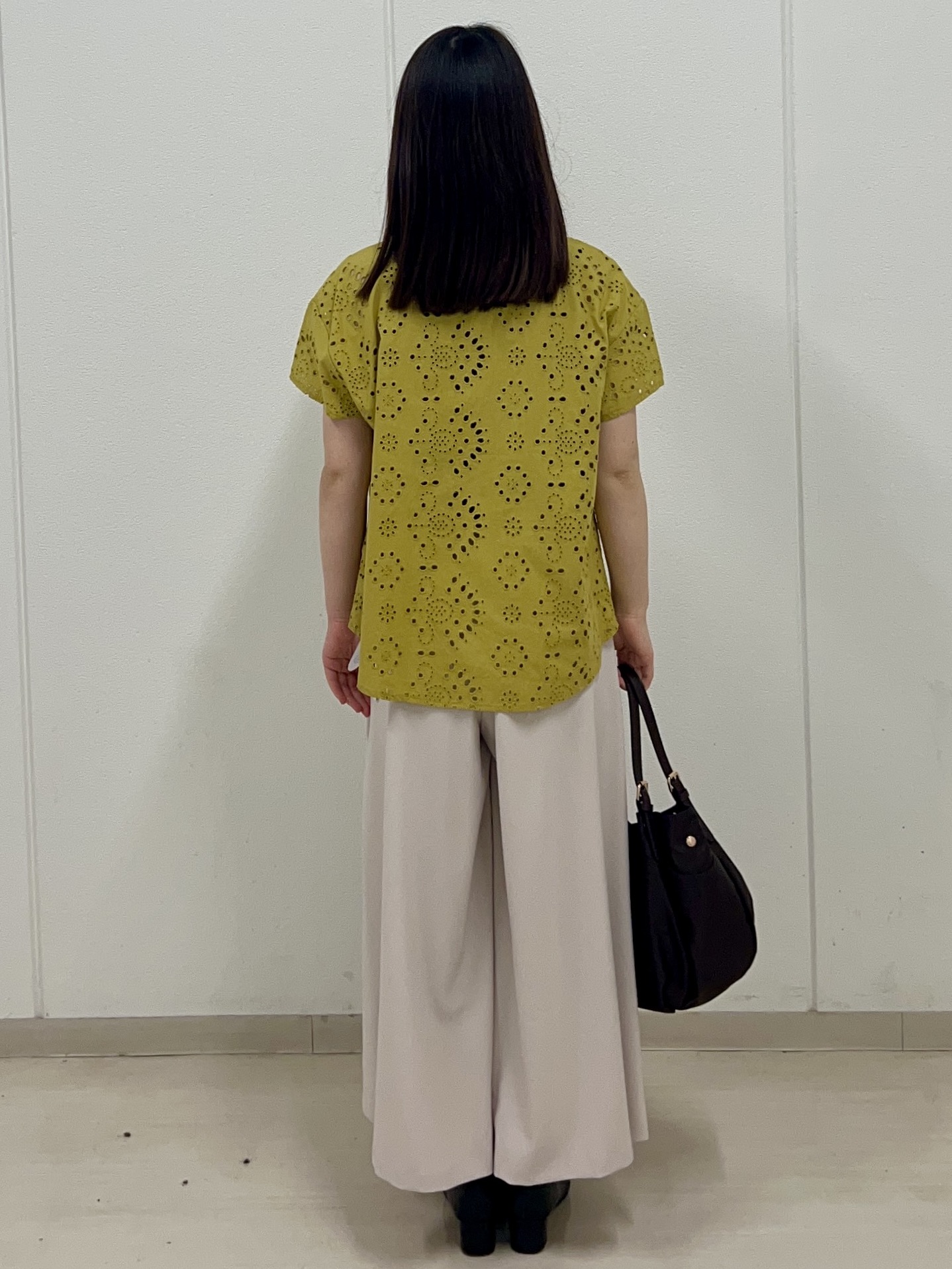ゆうさんの「Reflect｜【通勤◎】カットワーク刺繍レース シャツブラウス」を使ったコーディネート