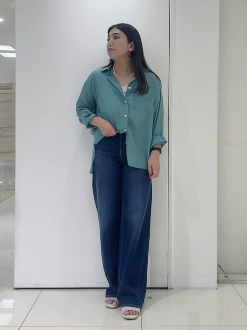 なかじさんの「UNTITLED｜シルキータッチシアーシャツ」を使ったコーディネート
