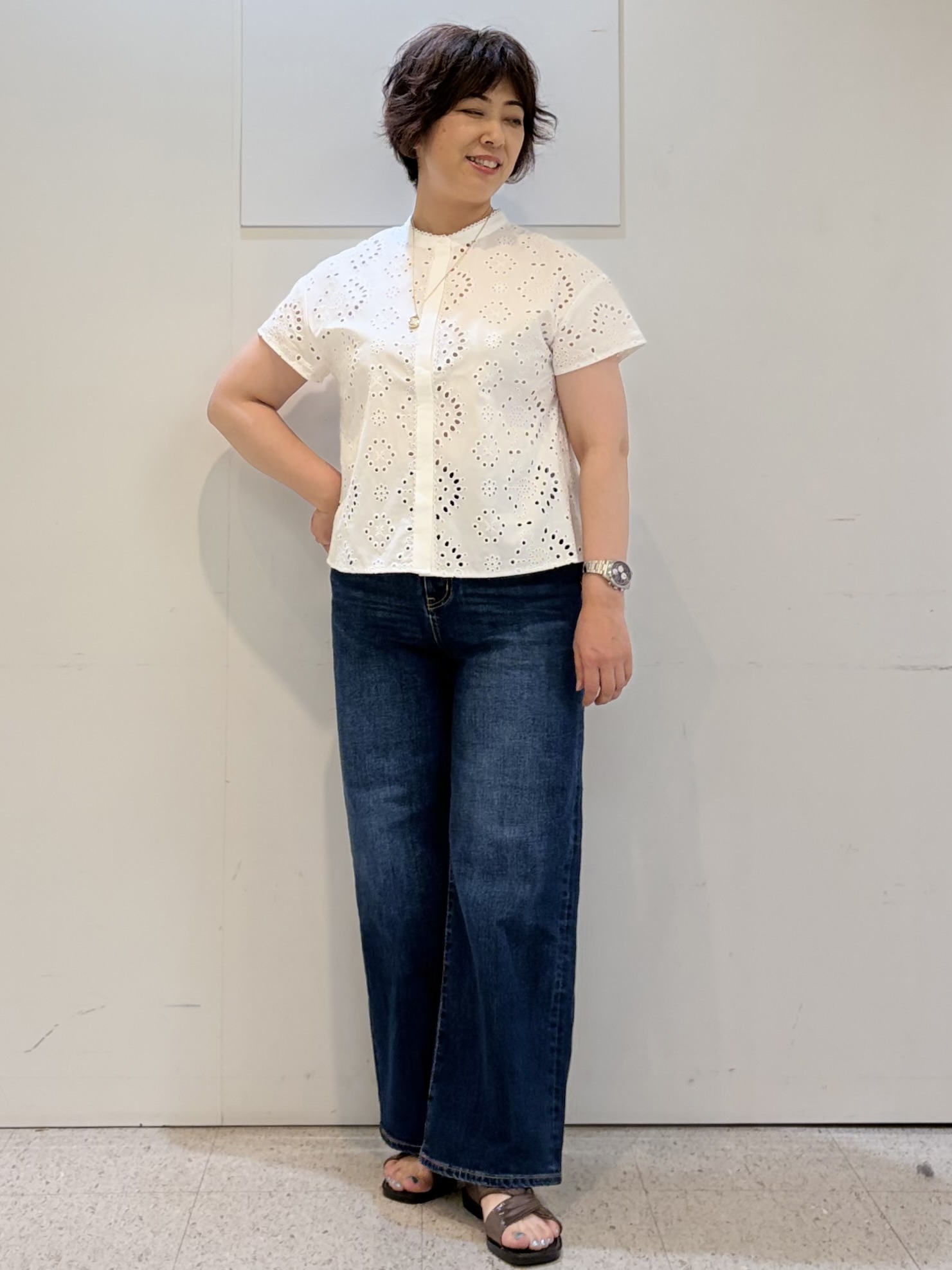 ヤスコさんの「Reflect｜【通勤◎】カットワーク刺繍レース シャツブラウス」を使ったコーディネート