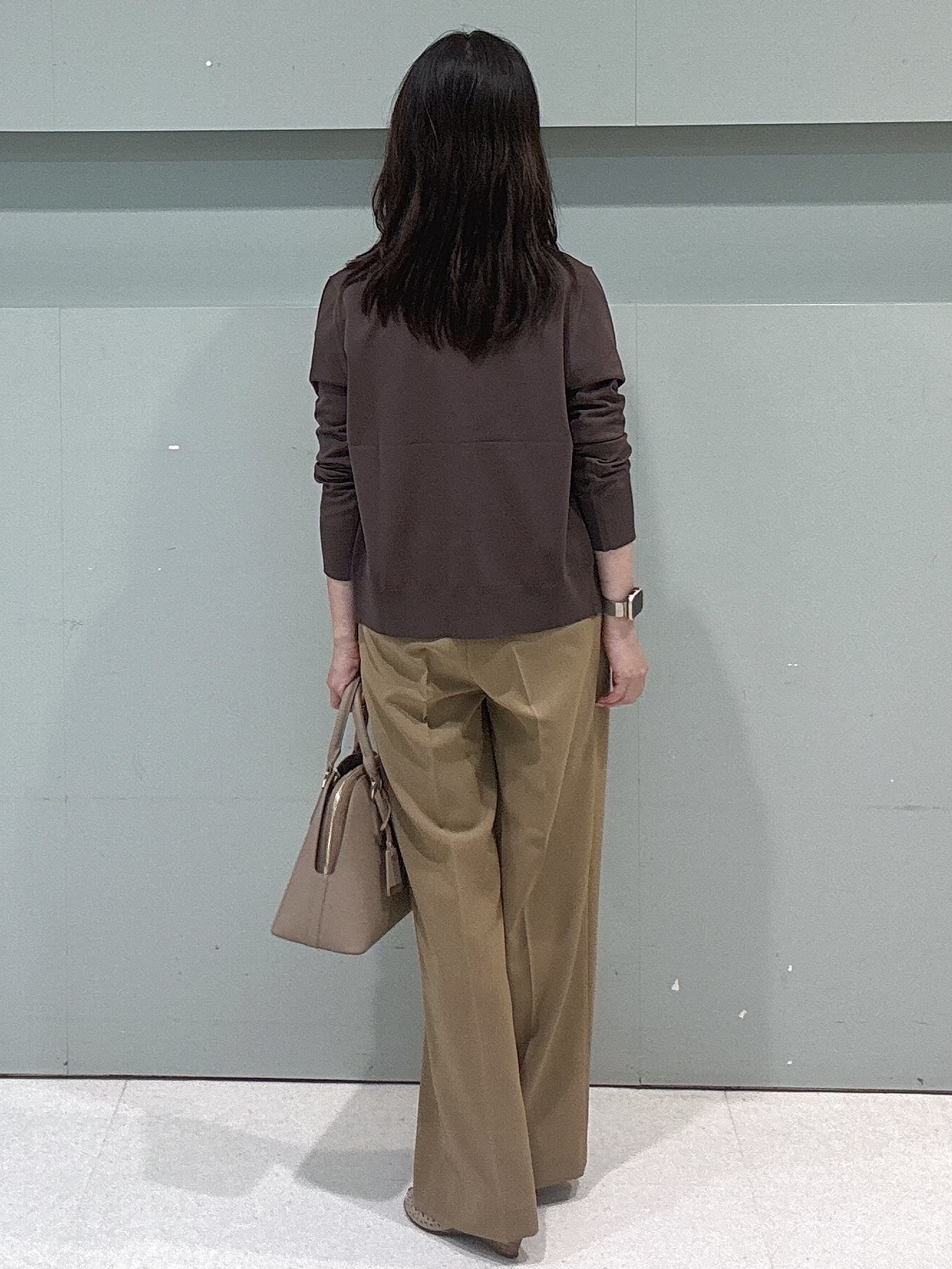makiさんの「UNTITLED｜【アンサンブル可能】コンパクトニットカーディガン」を使ったコーディネート