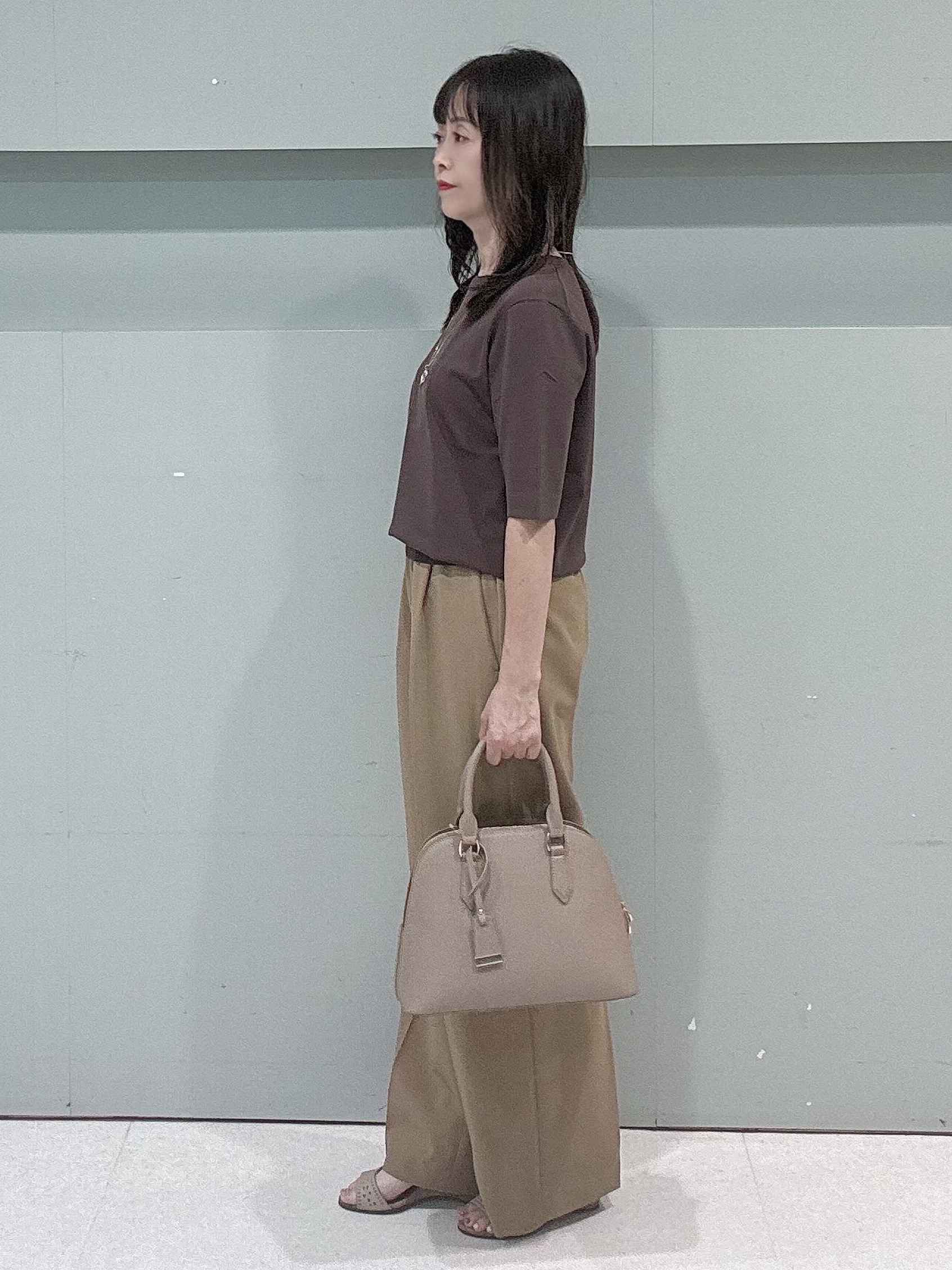 makiさんの「UNTITLED｜【アンサンブル可能】コンパクトニットカーディガン」を使ったコーディネート