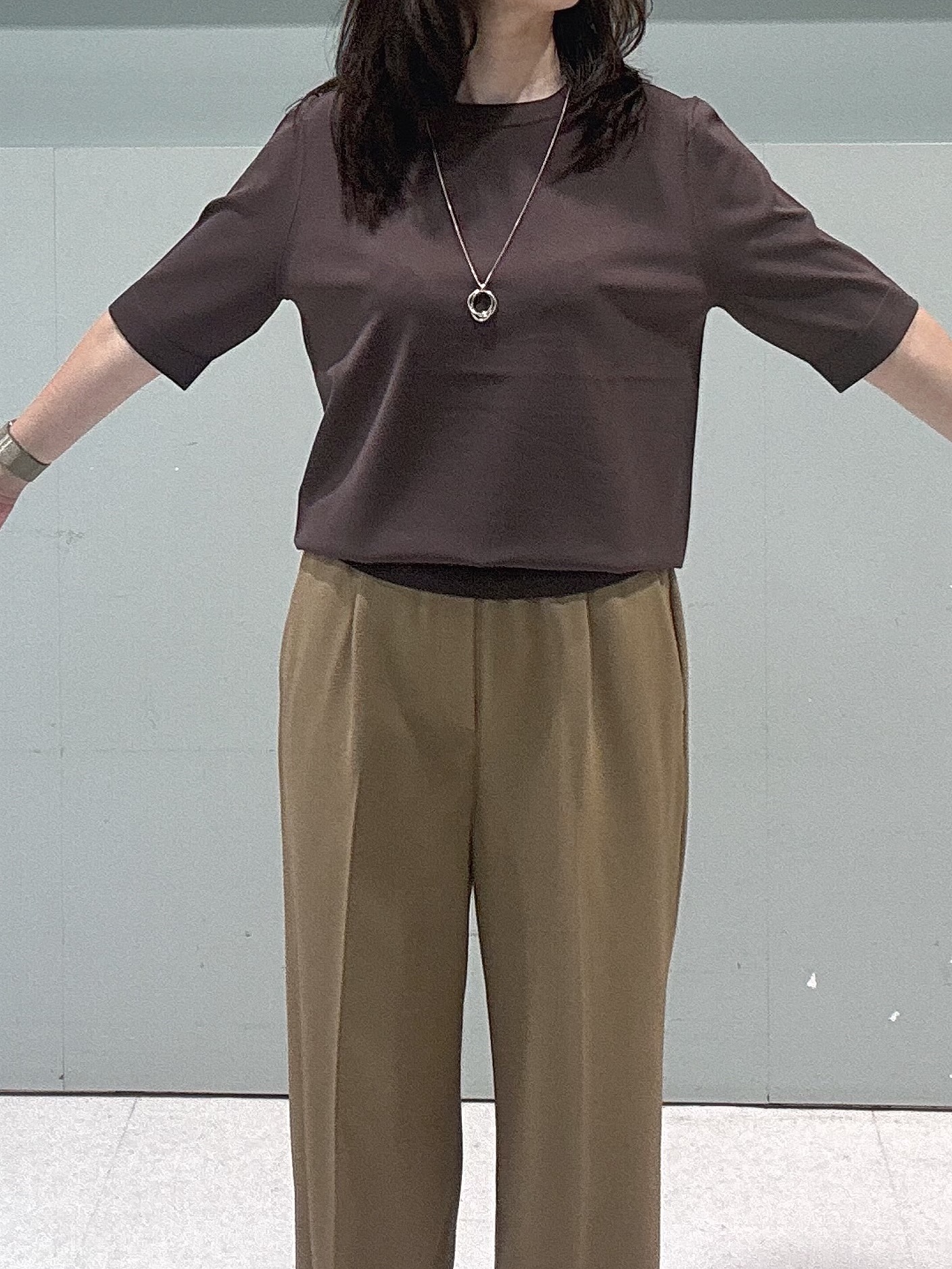 makiさんの「UNTITLED｜【アンサンブル可能】コンパクトニットカーディガン」を使ったコーディネート