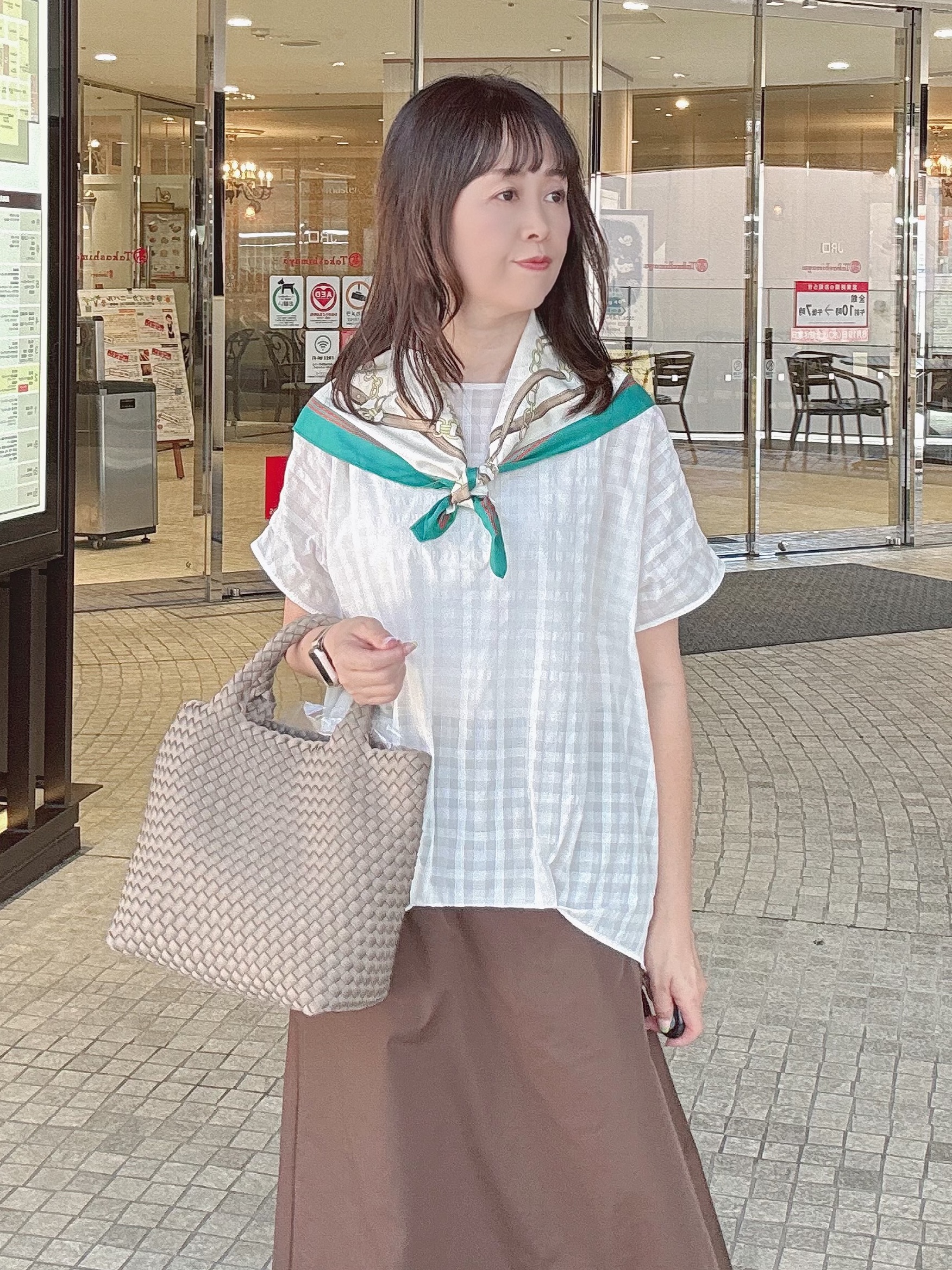 makiさんの「UNTITLED｜シアーチェックブラウス」を使ったコーディネート