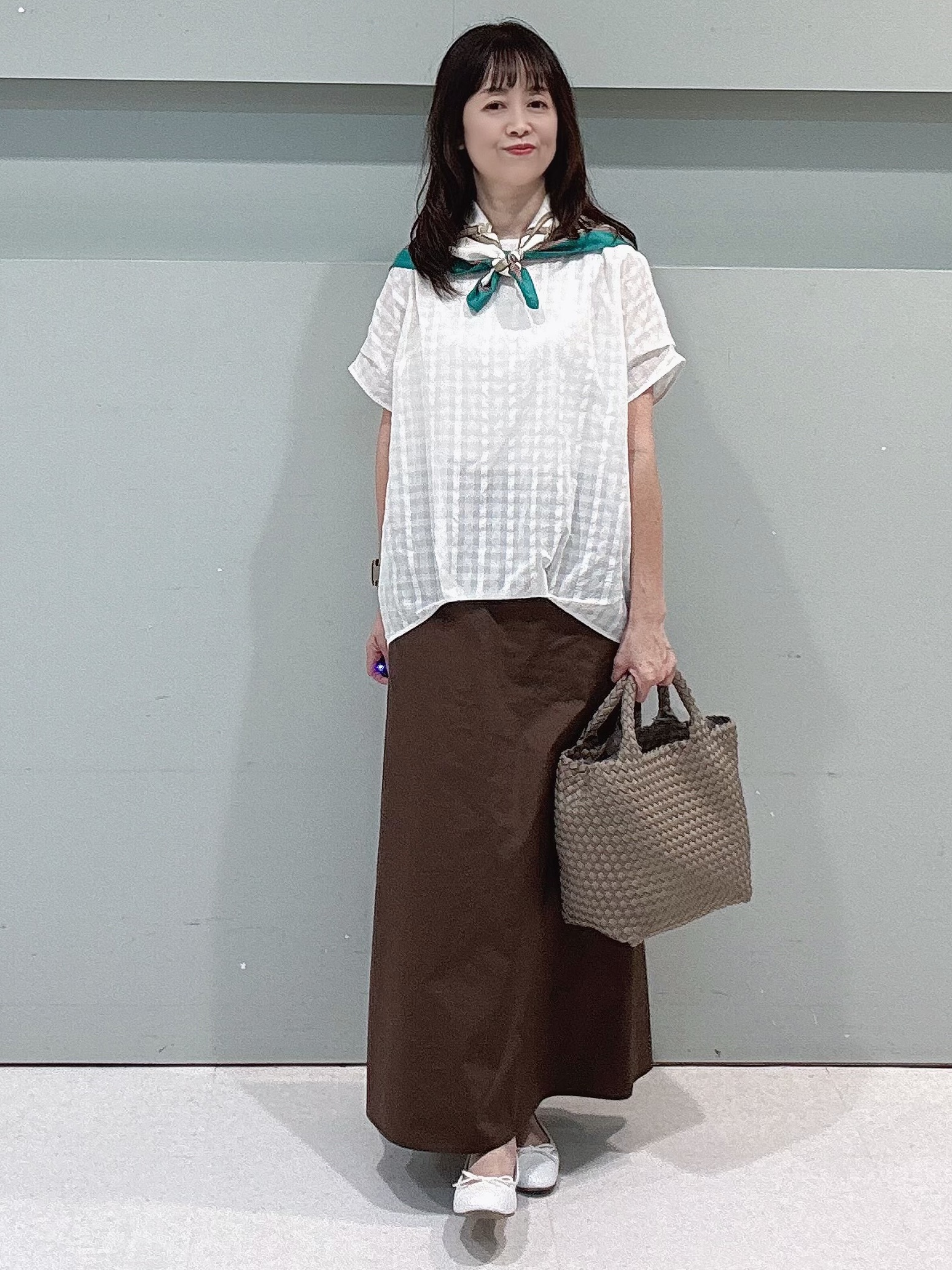 makiさんの「UNTITLED｜シアーチェックブラウス」を使ったコーディネート