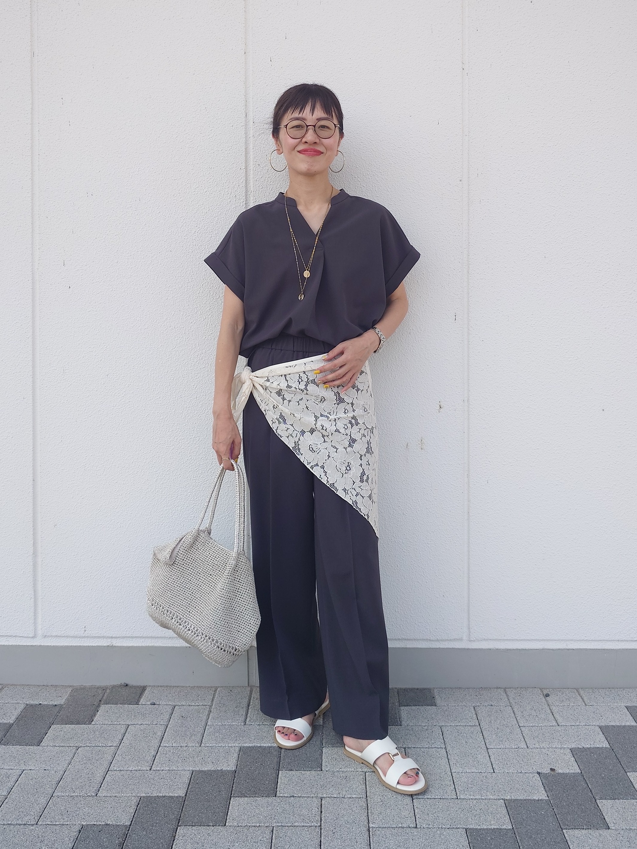 MUTSUKOさんの「UNTITLED｜【セットアップ可/通気性/UVカット】エアリークールブラウス」を使ったコーディネート