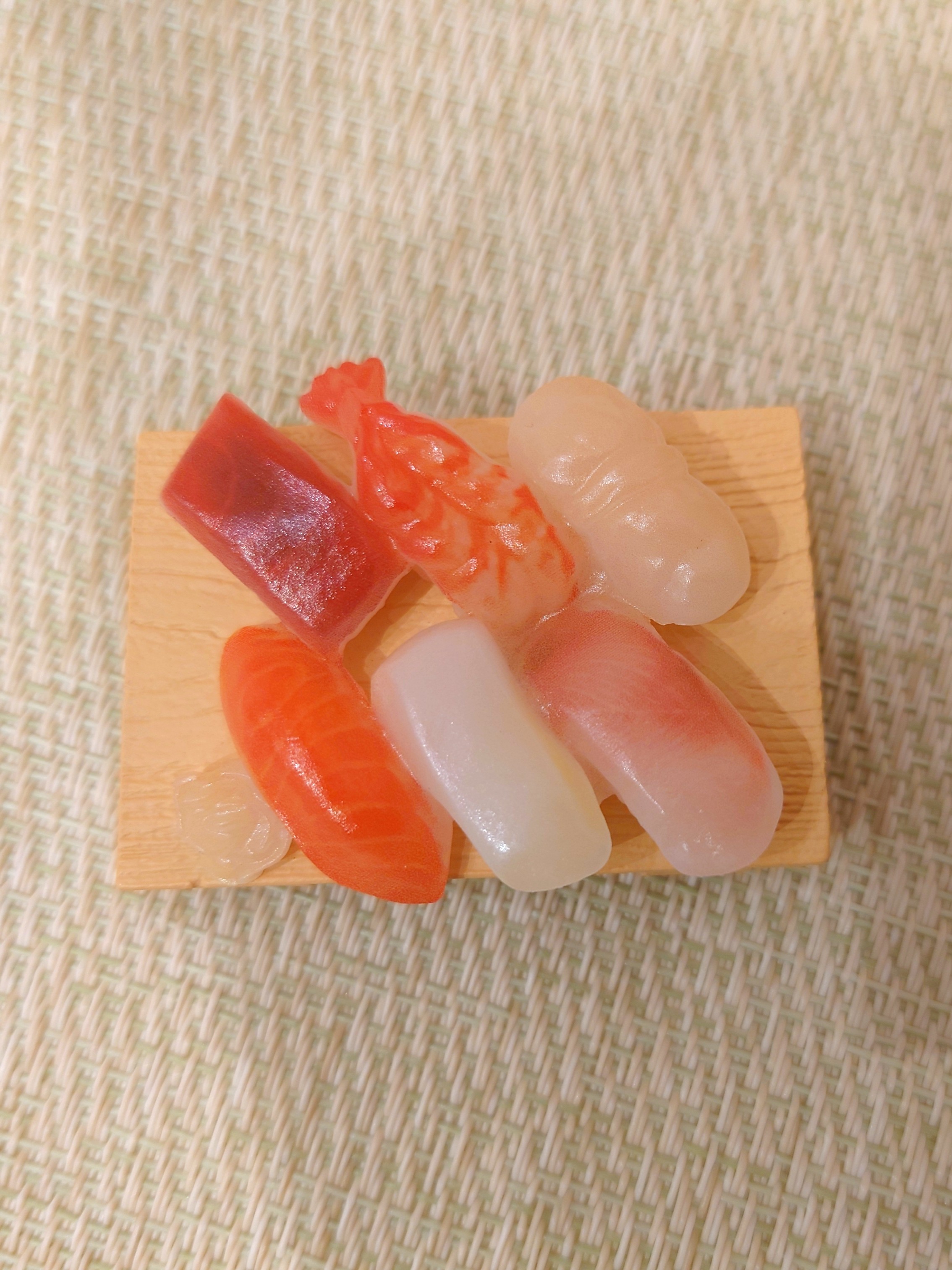 wave3さんの「212 KITCHEN STORE｜マグネット　１個入　寿司柄」を使ったコーディネート