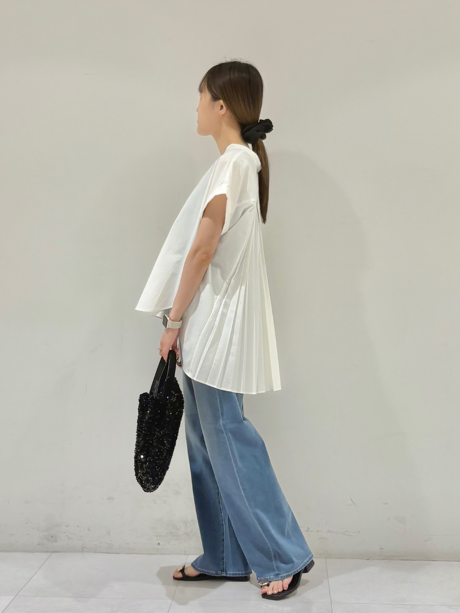 kyokaさんの「UNTITLED｜【吸水速乾/接触冷感】バックプリーツデザインブラウス」を使ったコーディネート