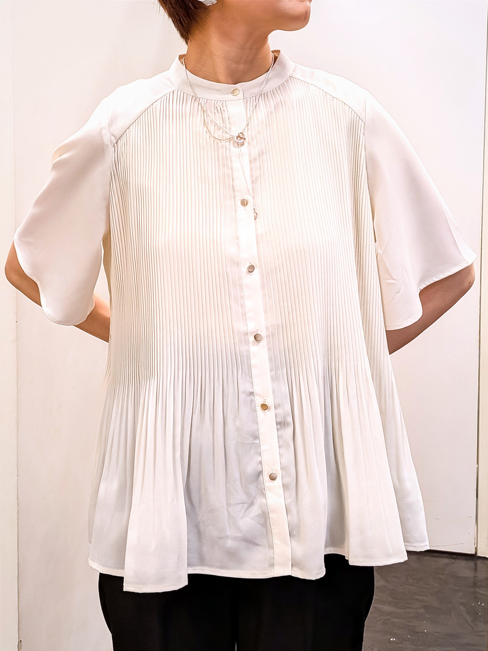 やまちゃんさんの「grove｜【体系カバー◎】大人フェミニン消しプリーツブラウス」を使ったコーディネート