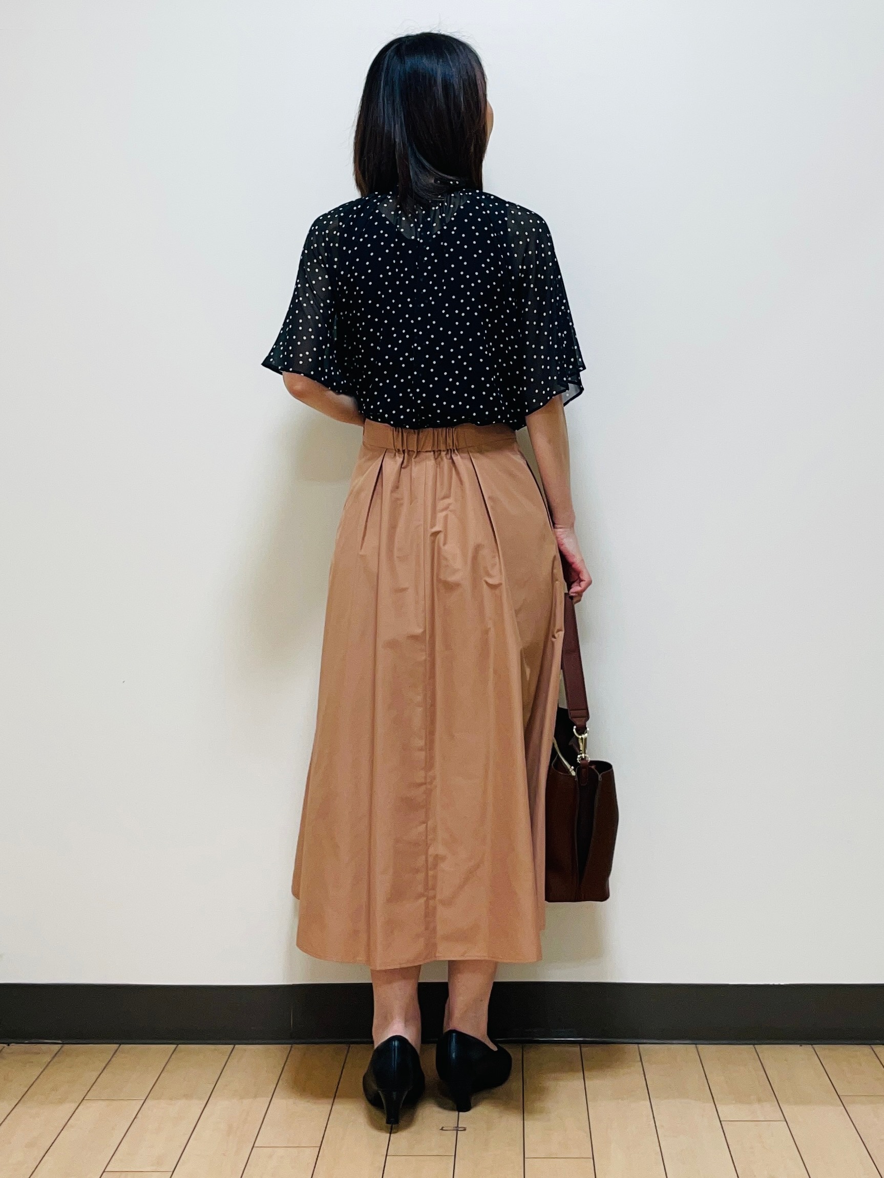 Riiさんの「Reflect｜【セットアップ／手洗い可】ドット柄シアーブラウス」を使ったコーディネート