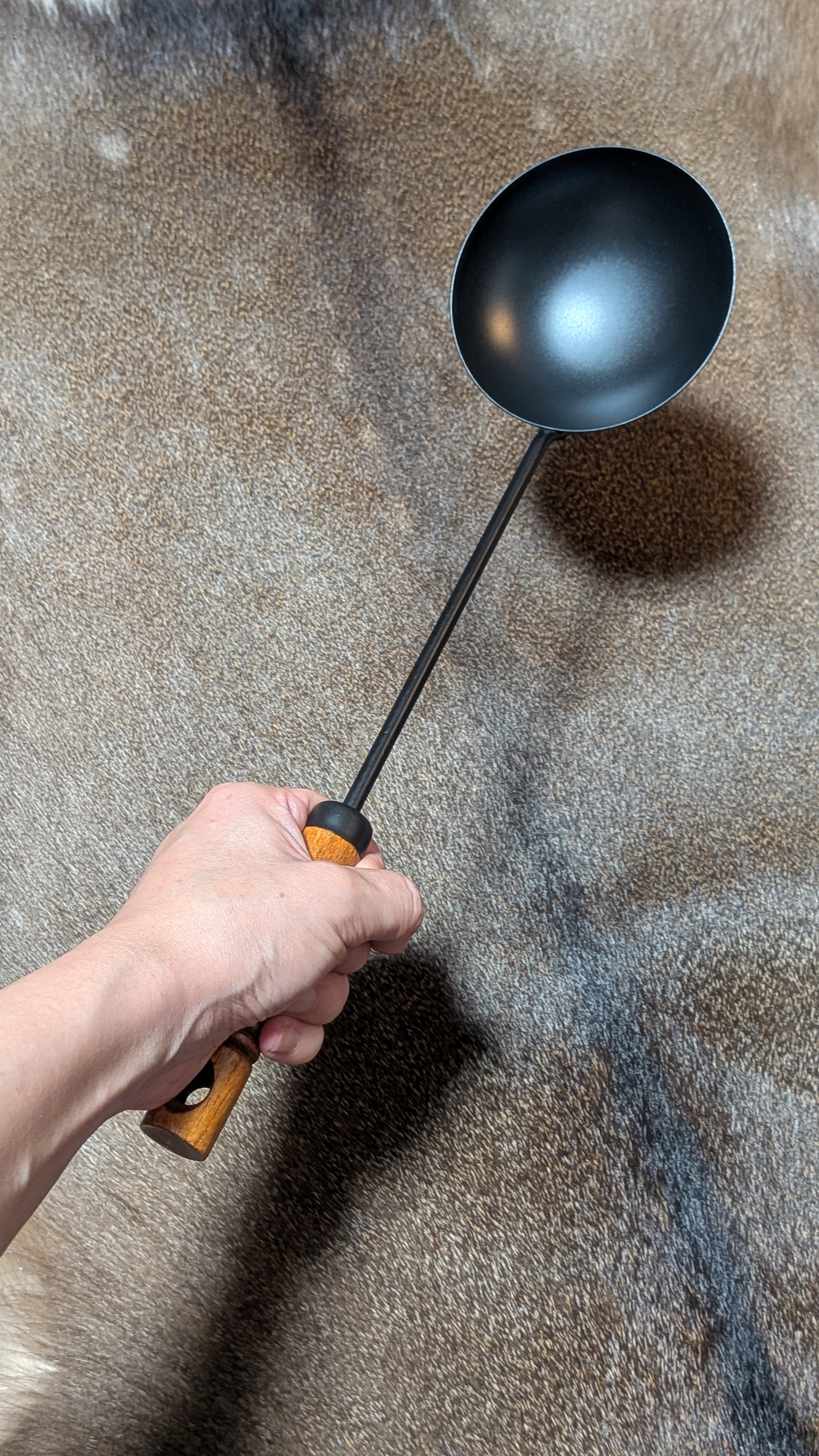 うしさんの「212 KITCHEN STORE｜バーニスタ 鉄製いため鍋28cm お玉付」を使ったコーディネート