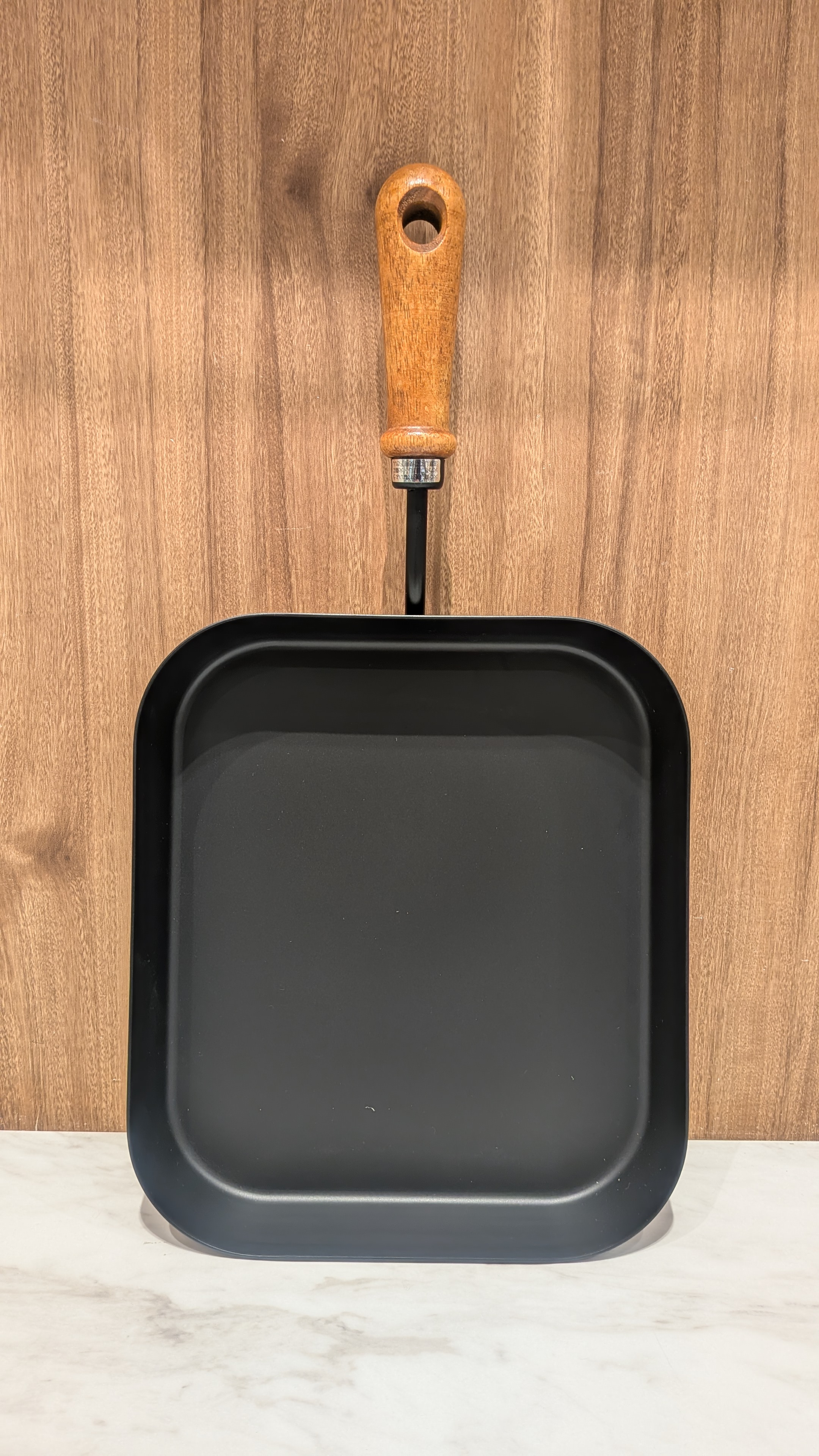 うしさんの「212 KITCHEN STORE｜バーニスタ 鉄製いため鍋28cm お玉付」を使ったコーディネート