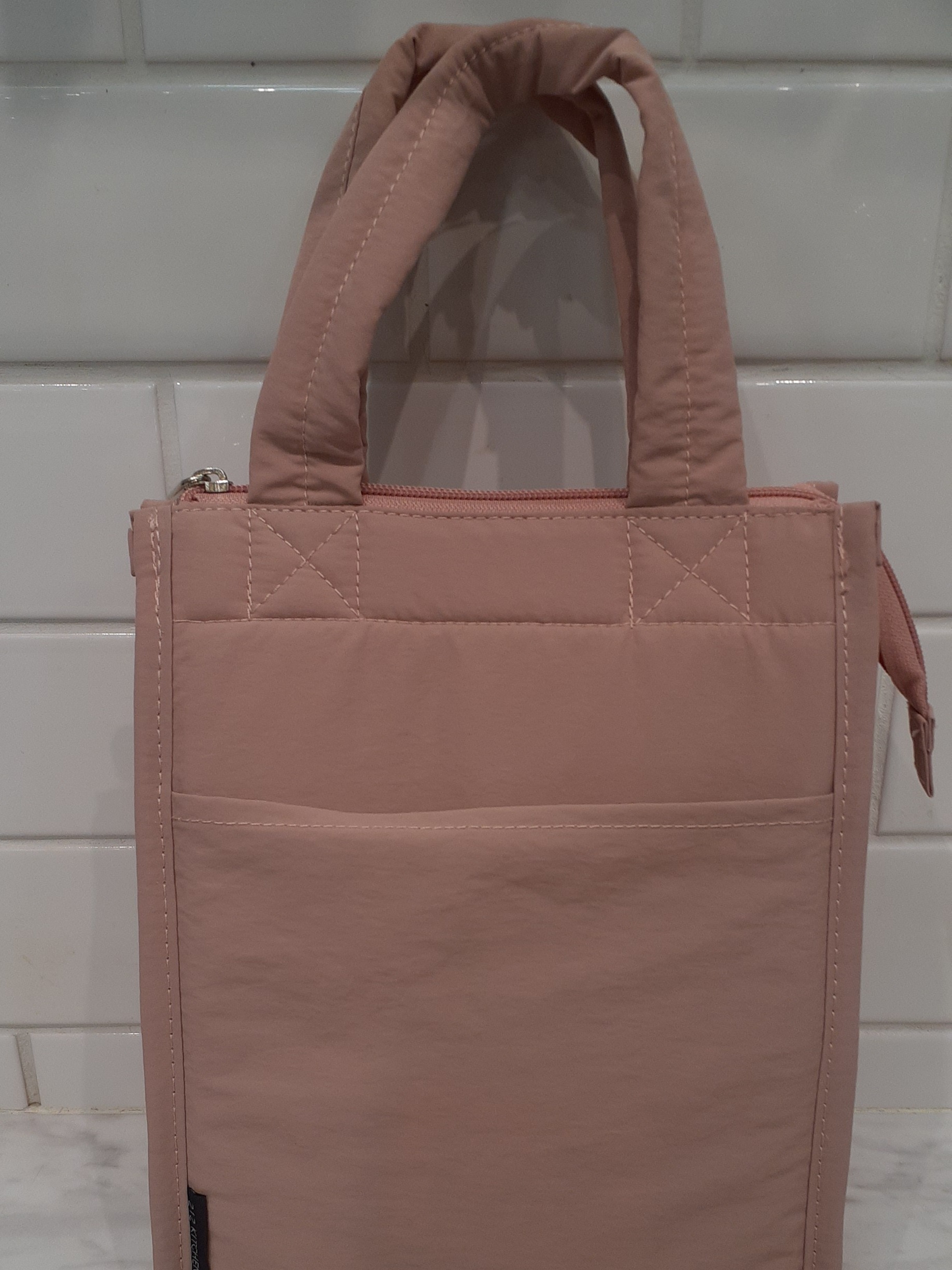 タエさんの「212 KITCHEN STORE｜シンプルランチバッグ GY ＜212Kオリジナル＞」を使ったコーディネート
