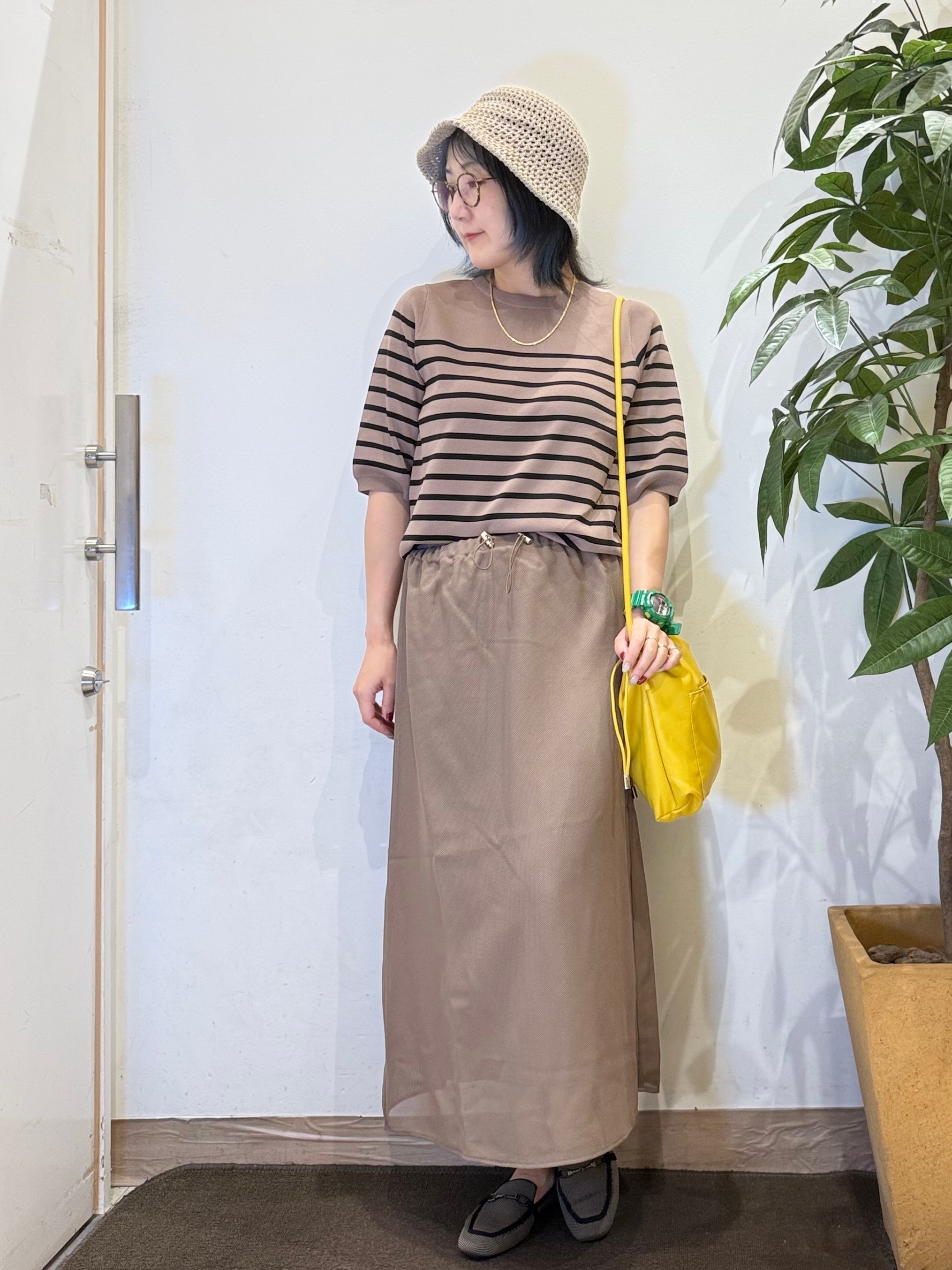 misakiさんの「SHOO･LA･RUE｜【ガンガン洗える/ひんやり/UV/毛玉になりにくい】上半身すっきり 二の腕見せない5分袖ニット」を使ったコーディネート
