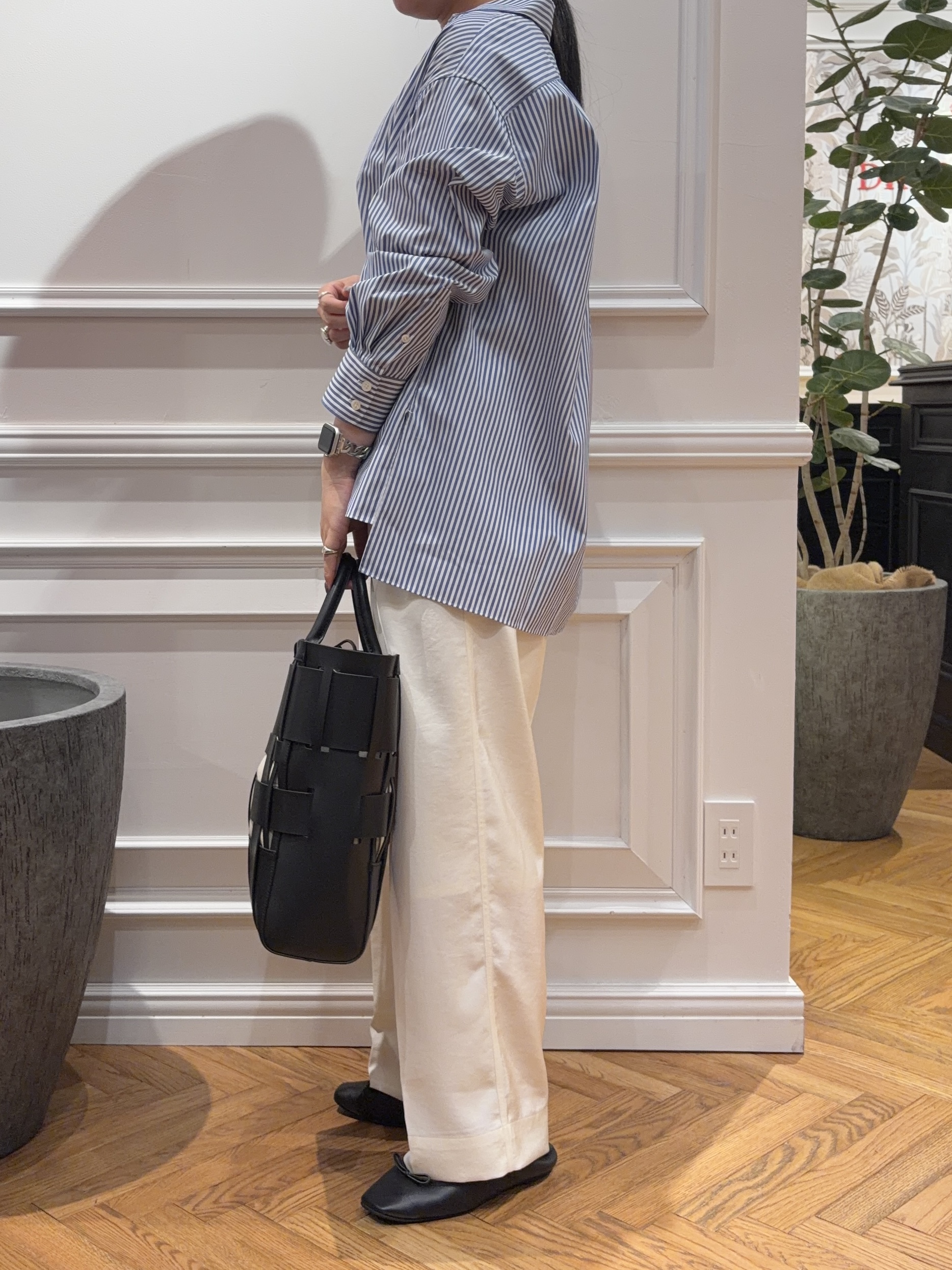 SAKAIさんの「DRESSTERIOR｜【接触冷感/UVカット/着回し】スキッパーブラウス」を使ったコーディネート