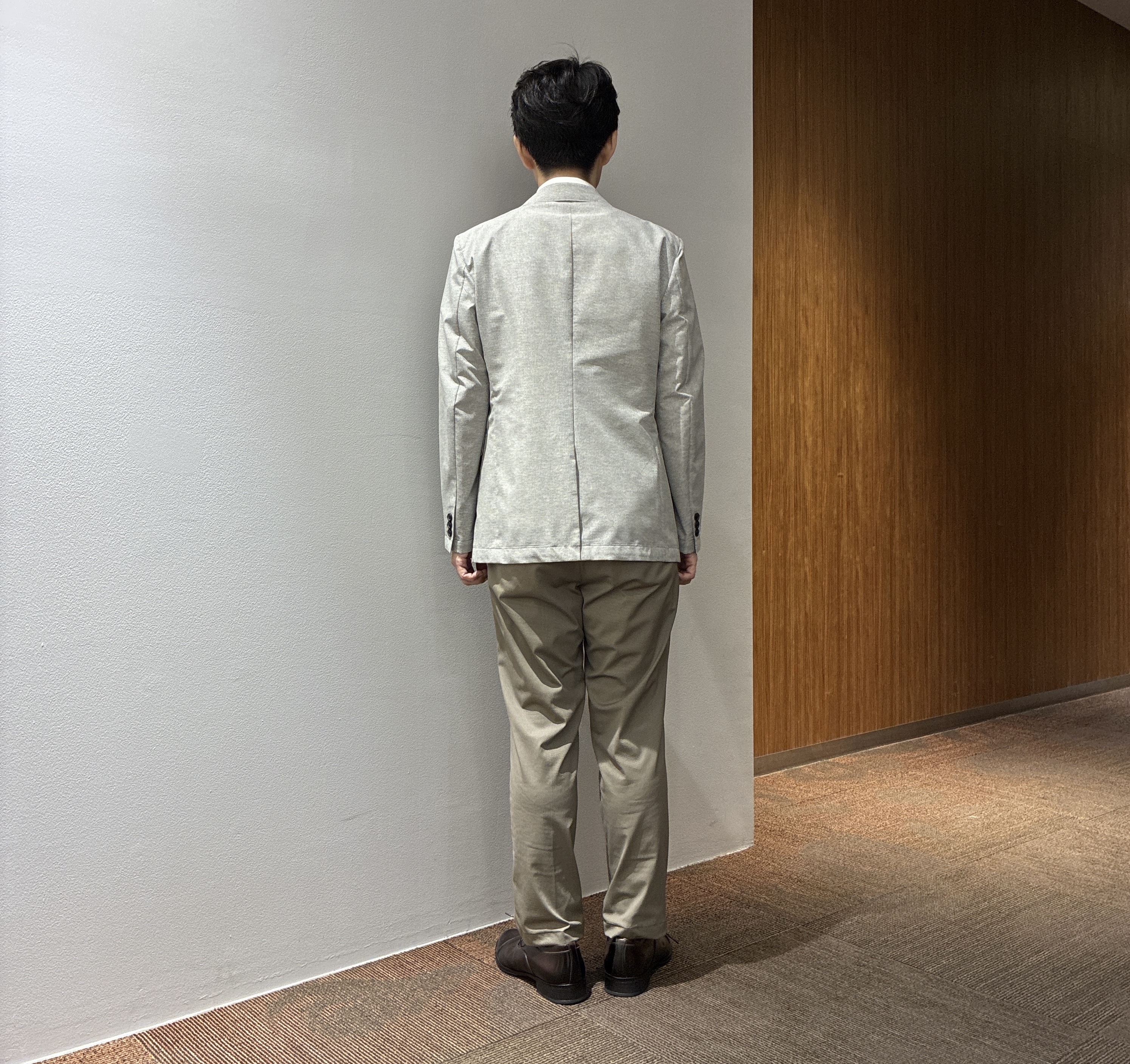 わいずみさんの「TAKEO KIKUCHI｜【抗菌防臭】COOL DOTS（R）ドビープリント ジャケット」を使ったコーディネート