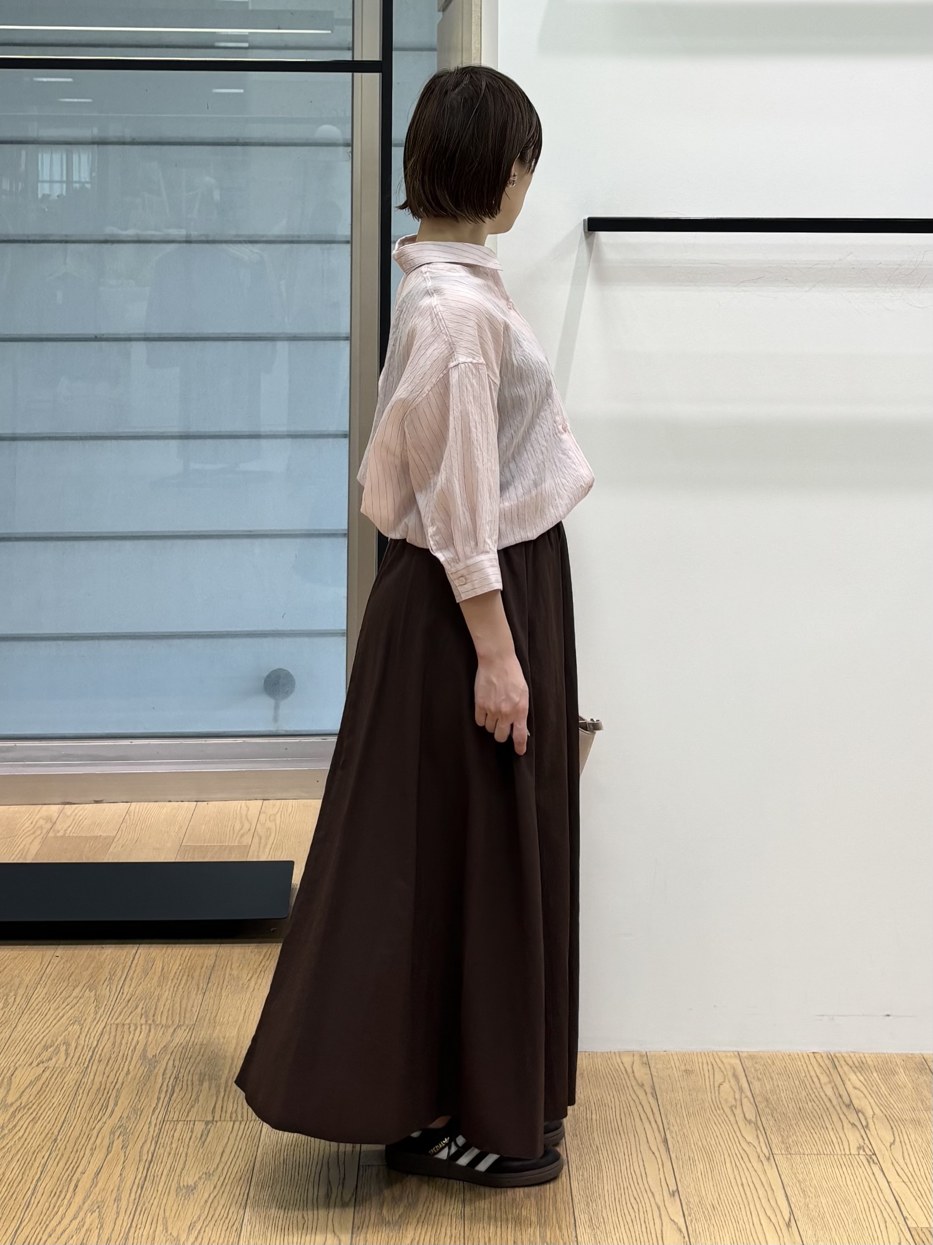 asamiさんの「INDIVI｜【シアー／7分袖】体型カバーゆったりシャツ」を使ったコーディネート