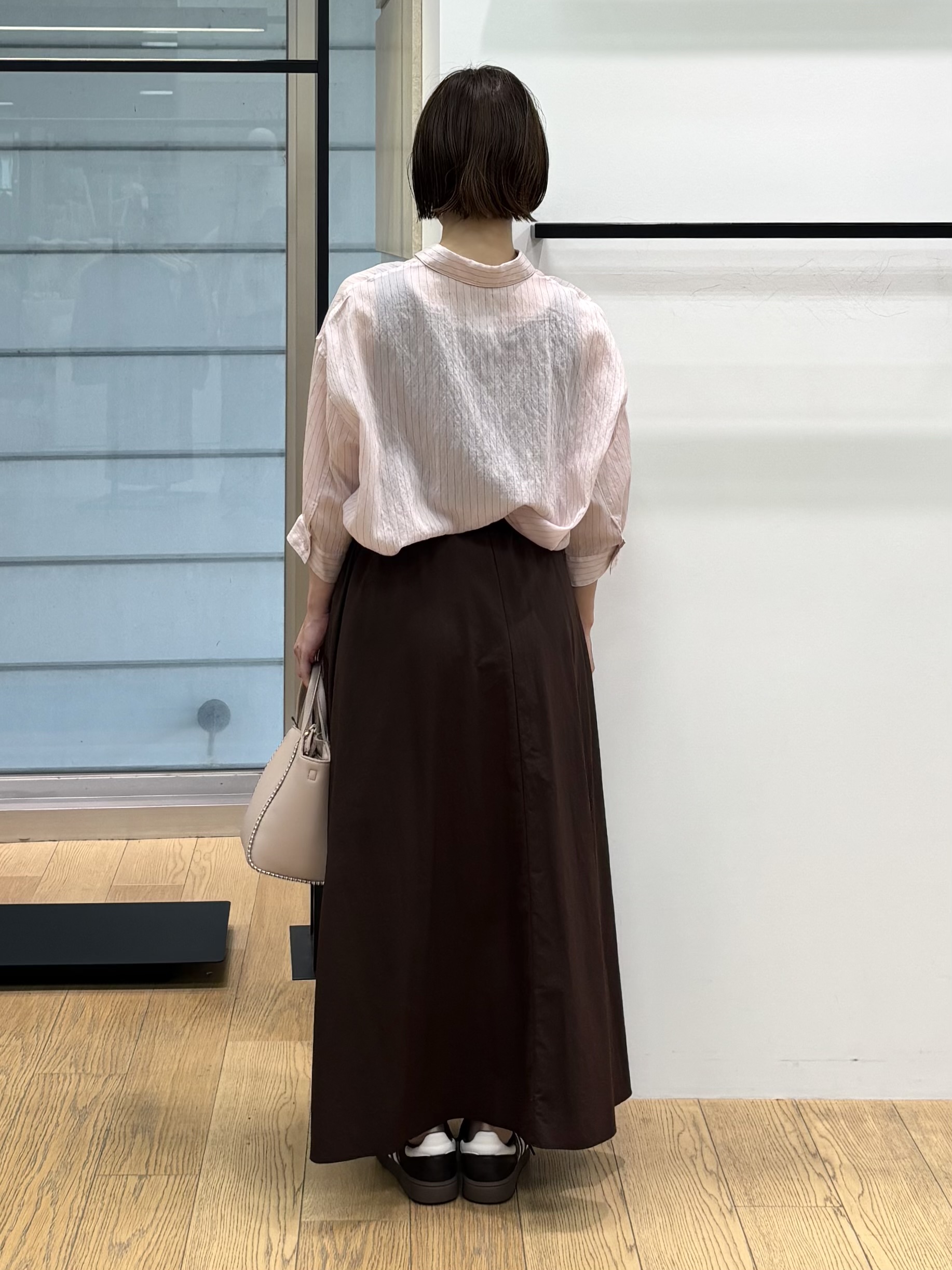 asamiさんの「INDIVI｜【シアー／7分袖】体型カバーゆったりシャツ」を使ったコーディネート