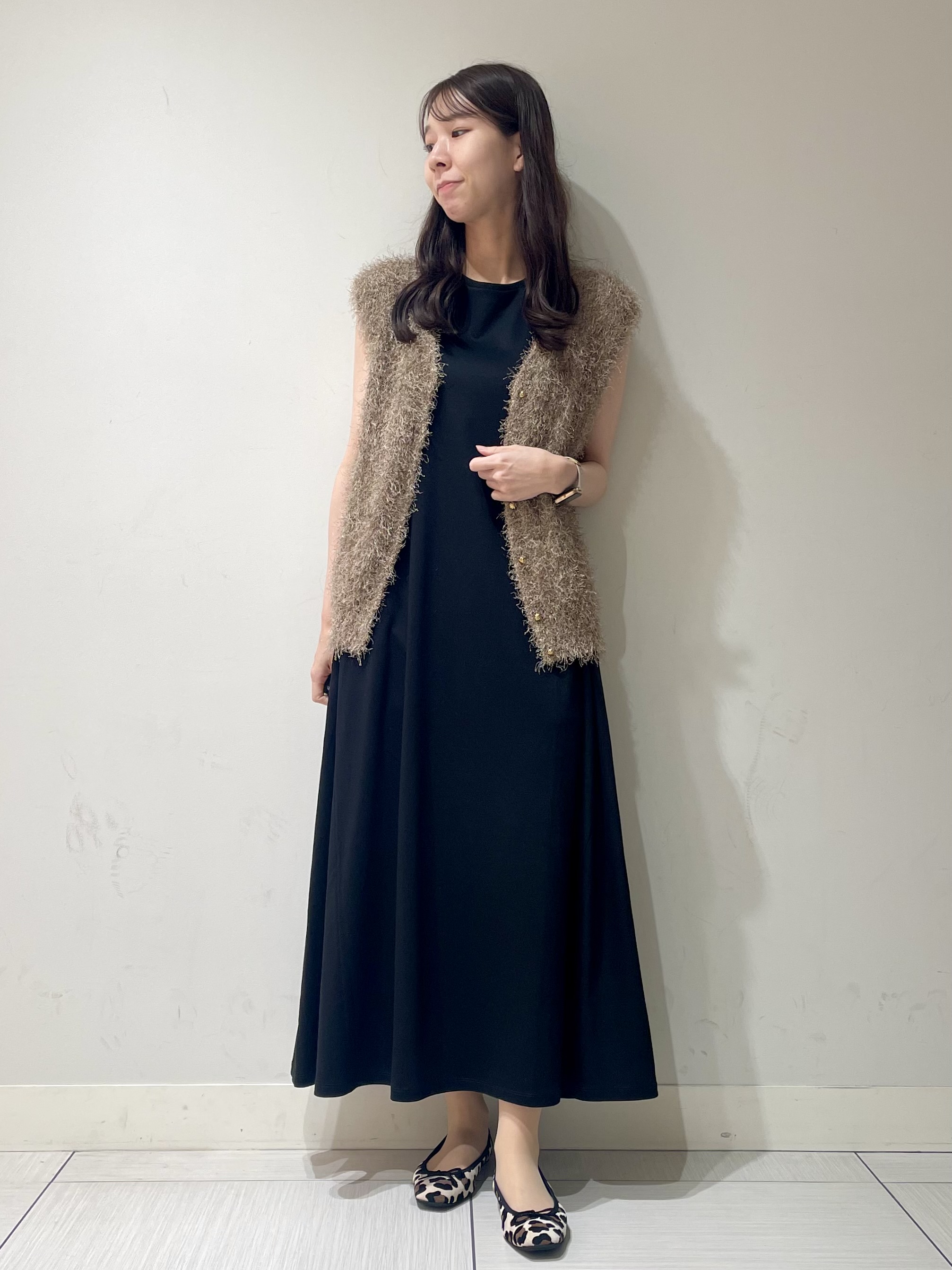 ことさんの「DRESSTERIOR｜フェザーヤーン2WAYニットプルオーバー」を使ったコーディネート