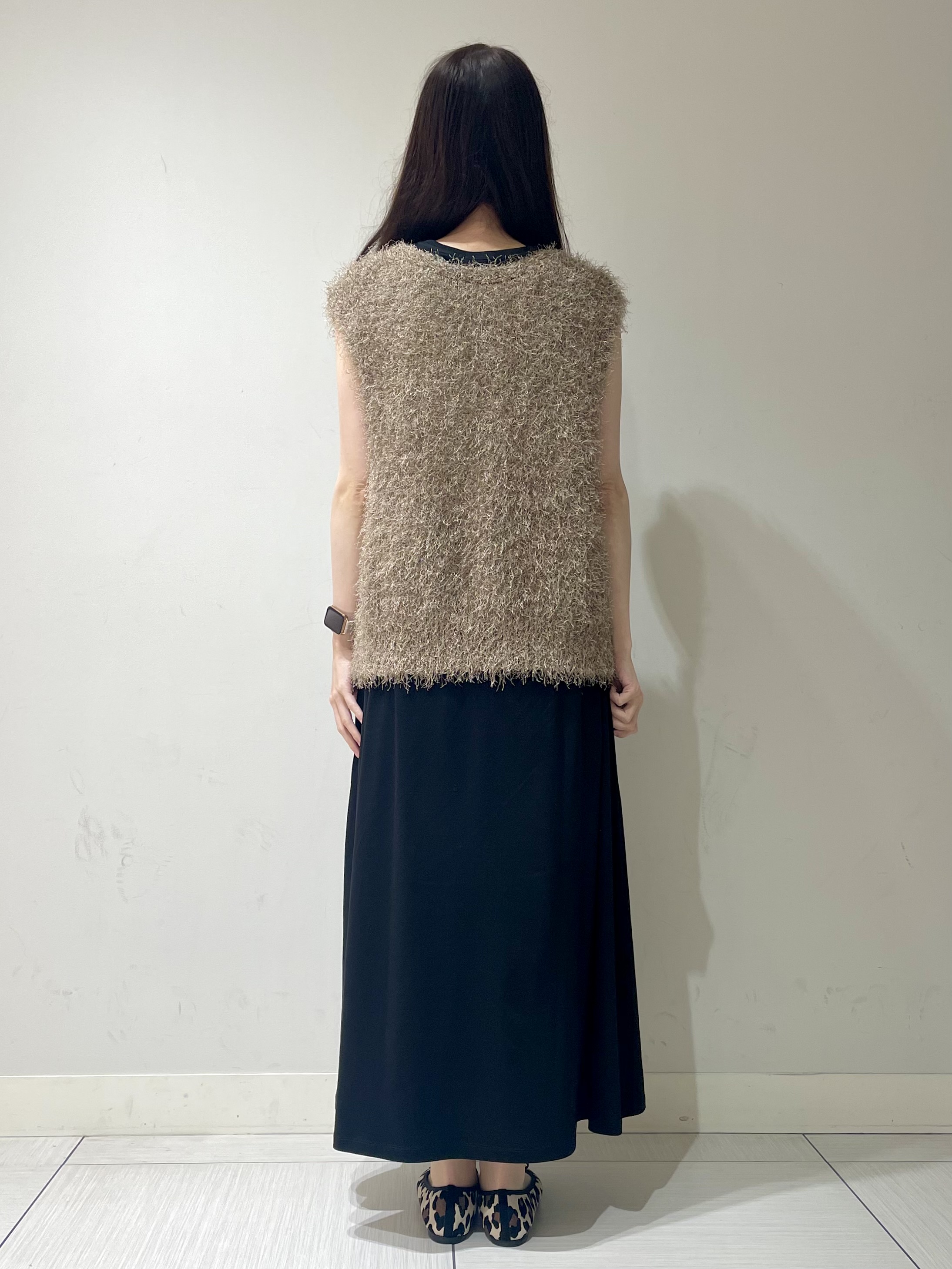 ことさんの「DRESSTERIOR｜フェザーヤーン2WAYニットプルオーバー」を使ったコーディネート