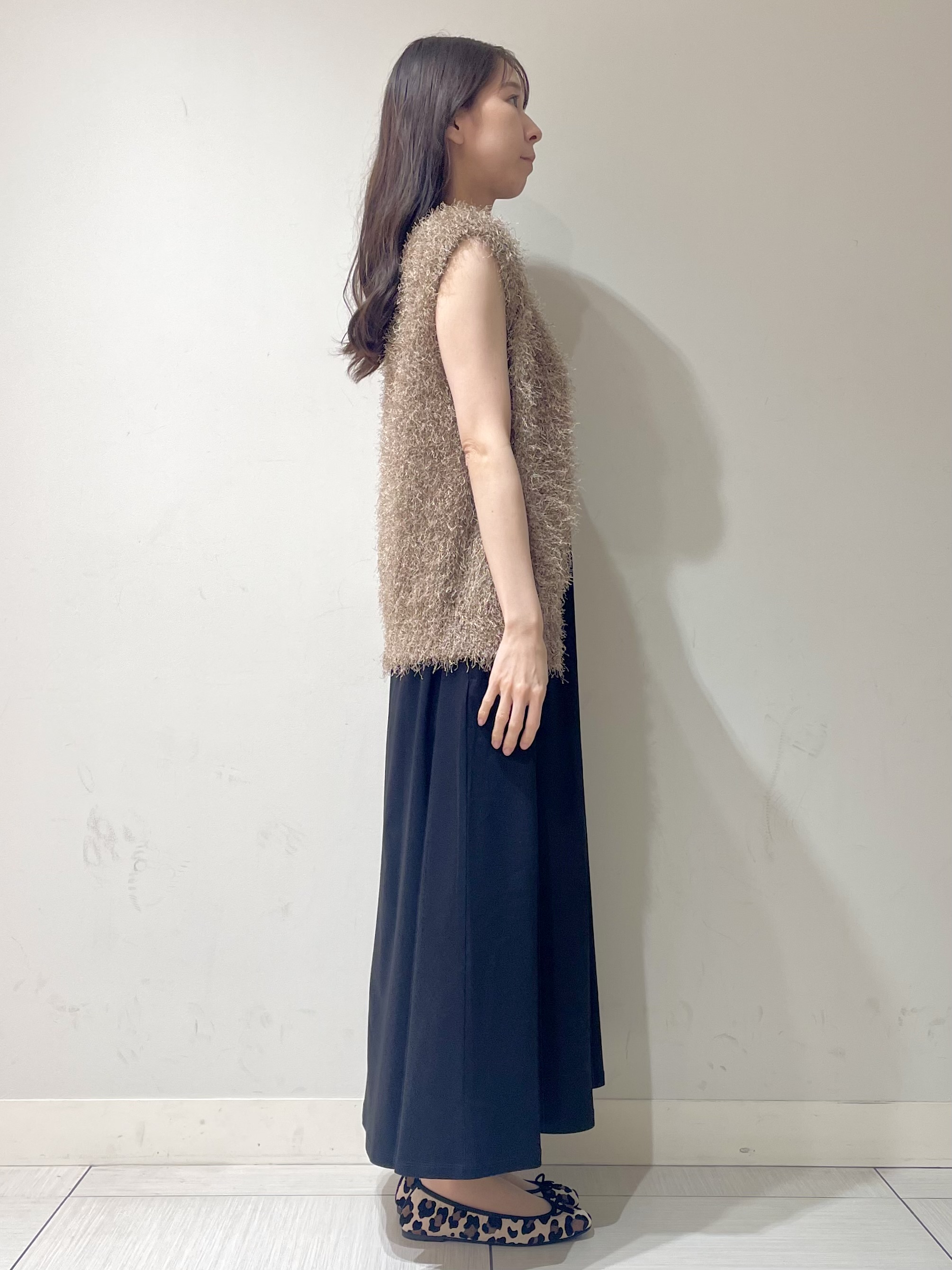 ことさんの「DRESSTERIOR｜フェザーヤーン2WAYニットプルオーバー」を使ったコーディネート