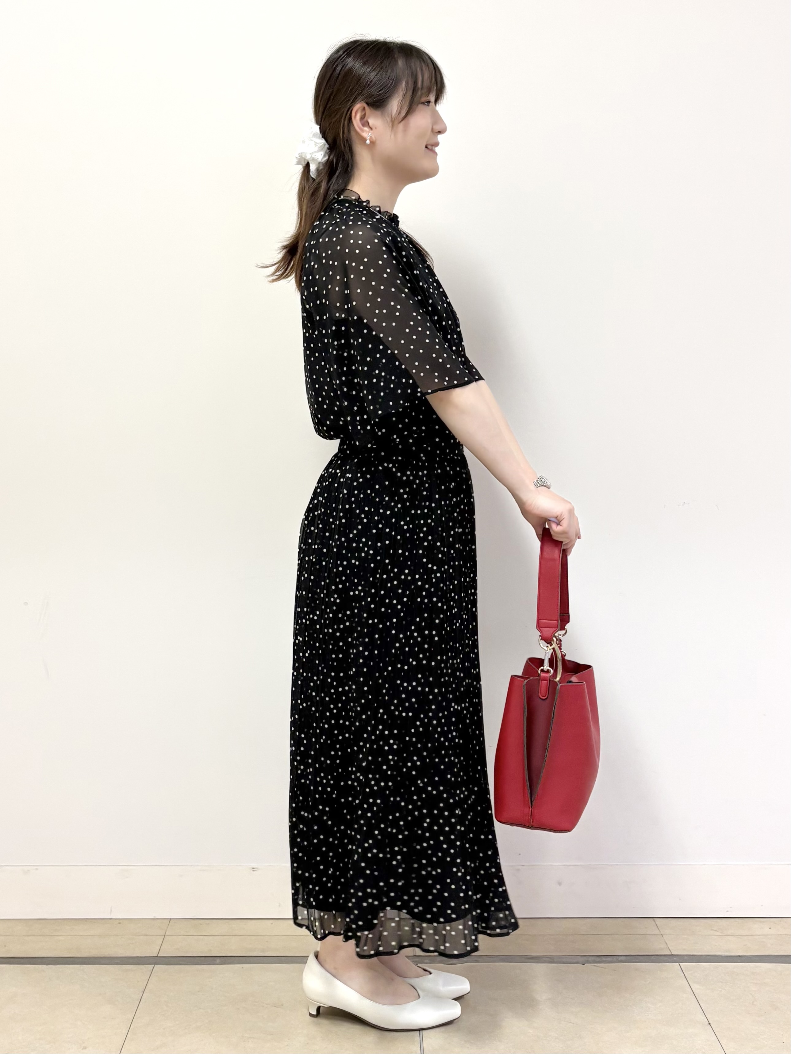 mikiさんの「Reflect｜【セットアップ／手洗い可】ドット柄シアーブラウス」を使ったコーディネート