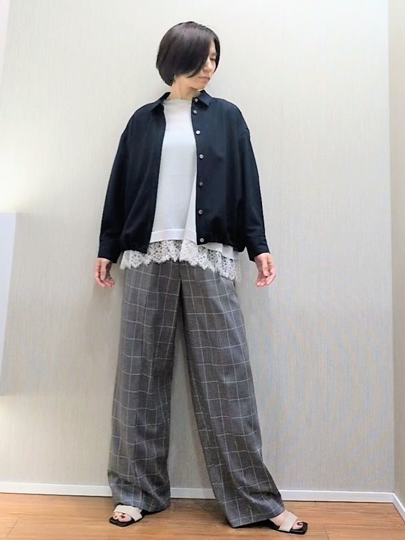 ミズタさんの「UNTITLED｜【セットアップ可/UVカット/接触冷感】エアリークールドロストシャツ」を使ったコーディネート