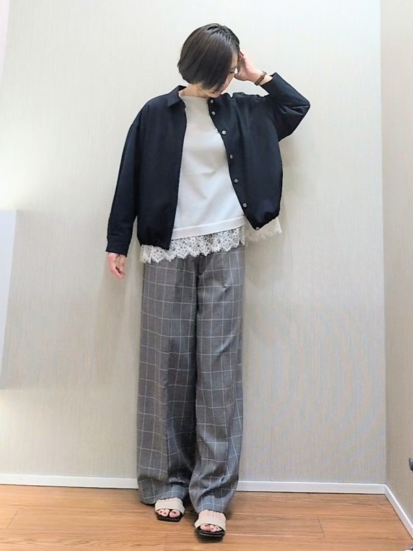 ミズタさんの「UNTITLED｜【セットアップ可/UVカット/接触冷感】エアリークールドロストシャツ」を使ったコーディネート