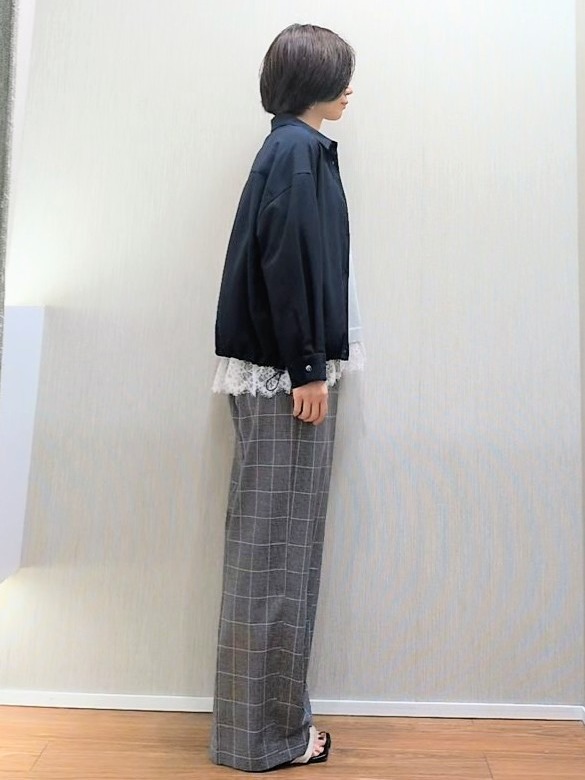 ミズタさんの「UNTITLED｜【セットアップ可/UVカット/接触冷感】エアリークールドロストシャツ」を使ったコーディネート