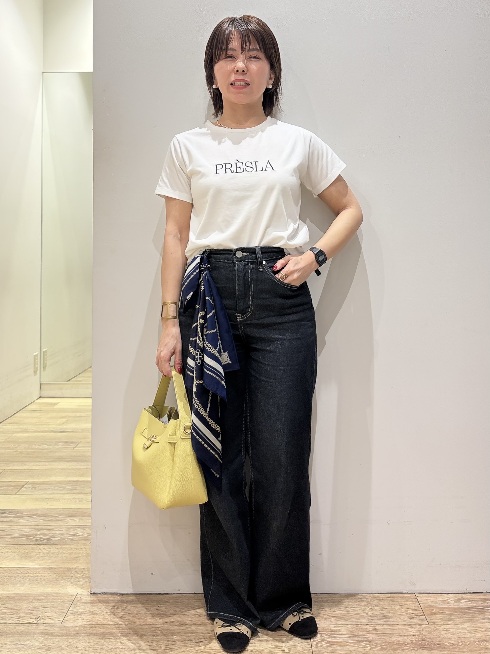 YUKOさんの「index｜【接触冷感／UVケア】裾レースロゴTシャツ《洗濯機OK／S-3L》」を使ったコーディネート