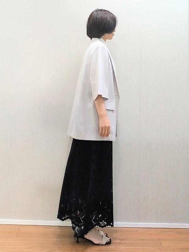 ミズタさんの「UNTITLED｜【セットアップ可/UVカット/通気性】エアリークール半袖ジャケット」を使ったコーディネート