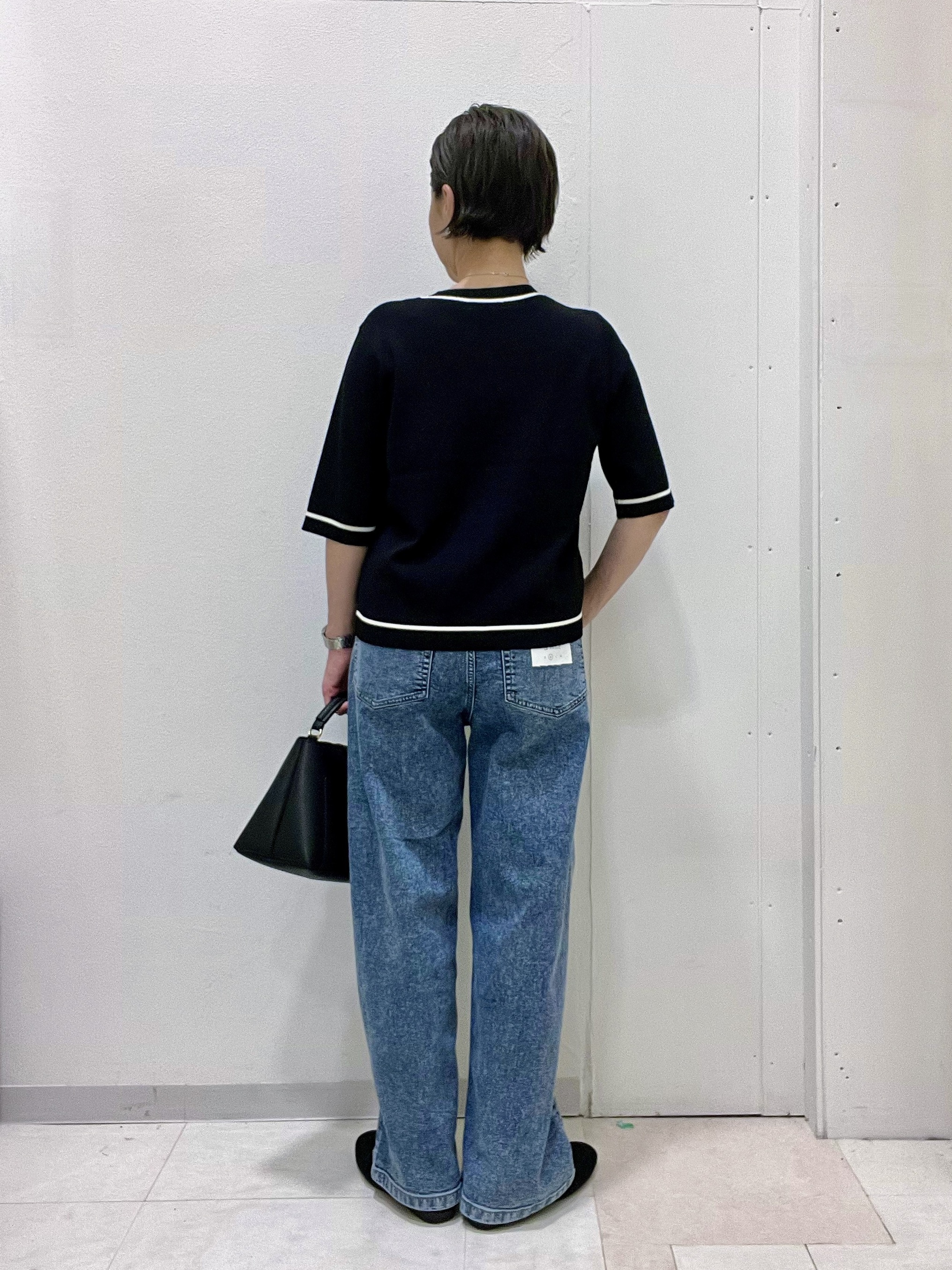 ゆみさんの「SHOO･LA･RUE｜【ひんやり/UV/S-LL/洗濯機可】毛玉になりにくい 配色5分袖カーディガン」を使ったコーディネート