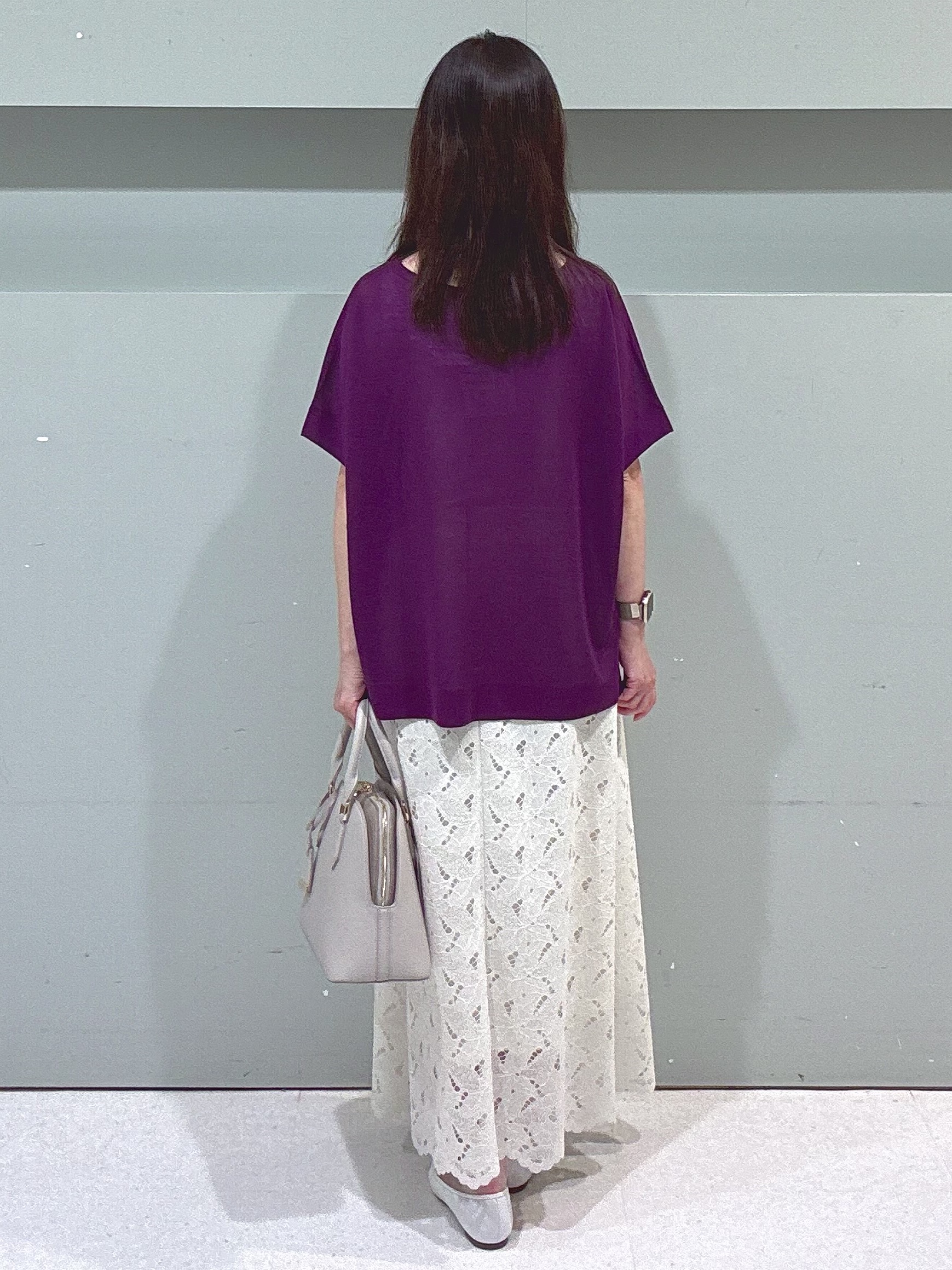 makiさんの「UNTITLED｜【アンサンブル可/品のある透け感】Tシャツ風ニットトップス」を使ったコーディネート