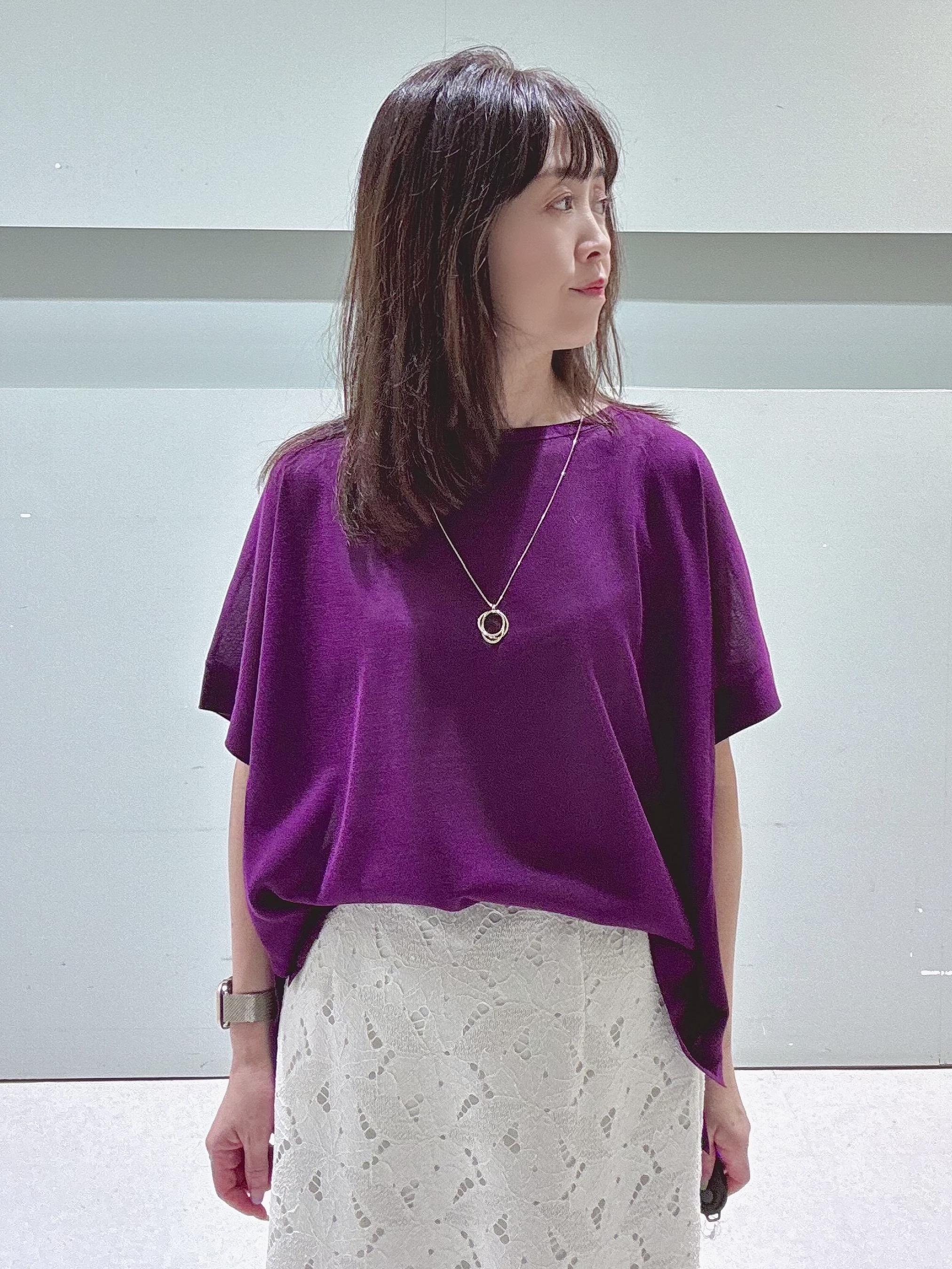 makiさんの「UNTITLED｜【アンサンブル可/品のある透け感】Tシャツ風ニットトップス」を使ったコーディネート