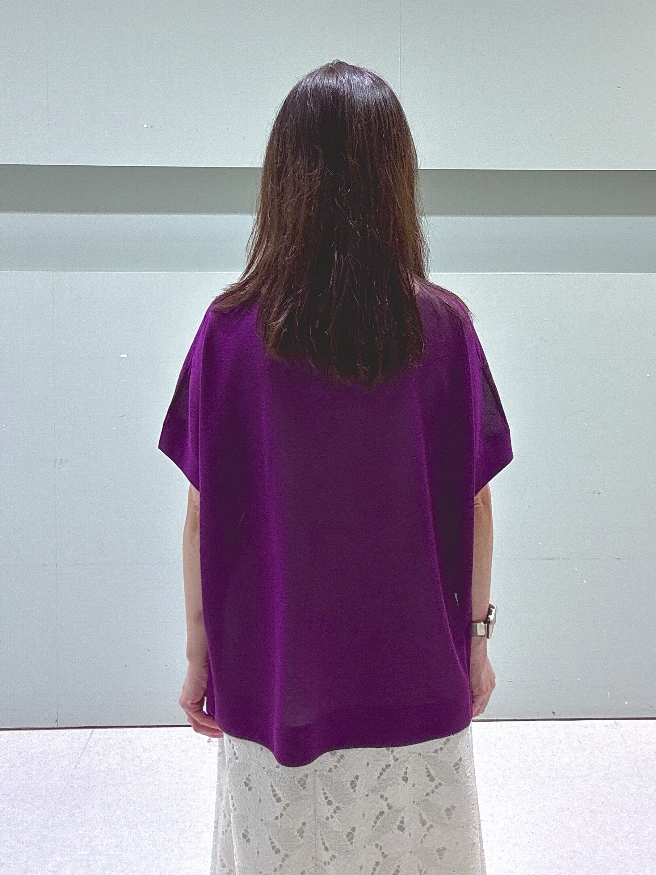 makiさんの「UNTITLED｜【アンサンブル可/品のある透け感】Tシャツ風ニットトップス」を使ったコーディネート