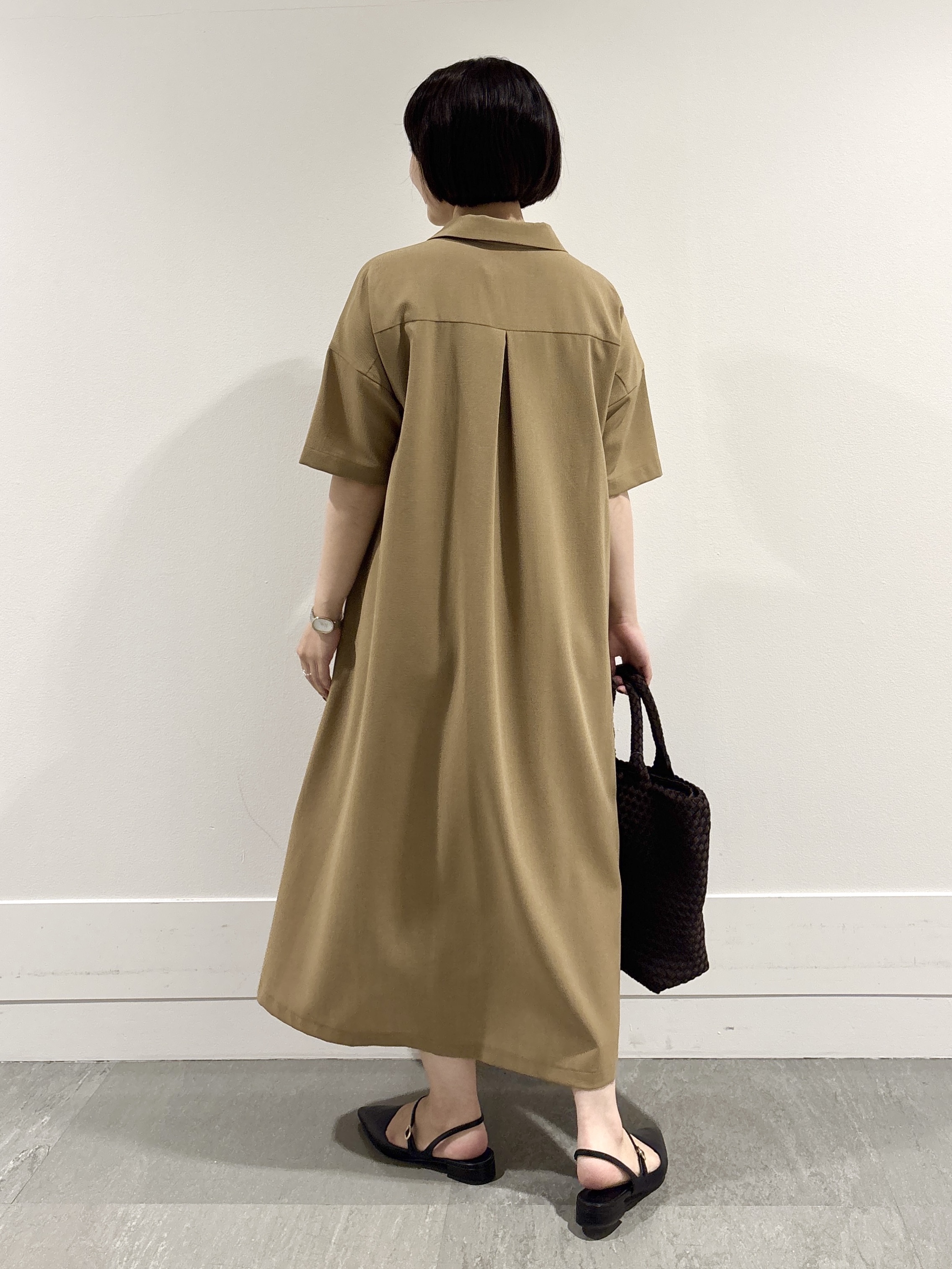 モエカさんの「UNTITLED｜【UVカット/接触冷感/通気性】エアリークールワンピース」を使ったコーディネート