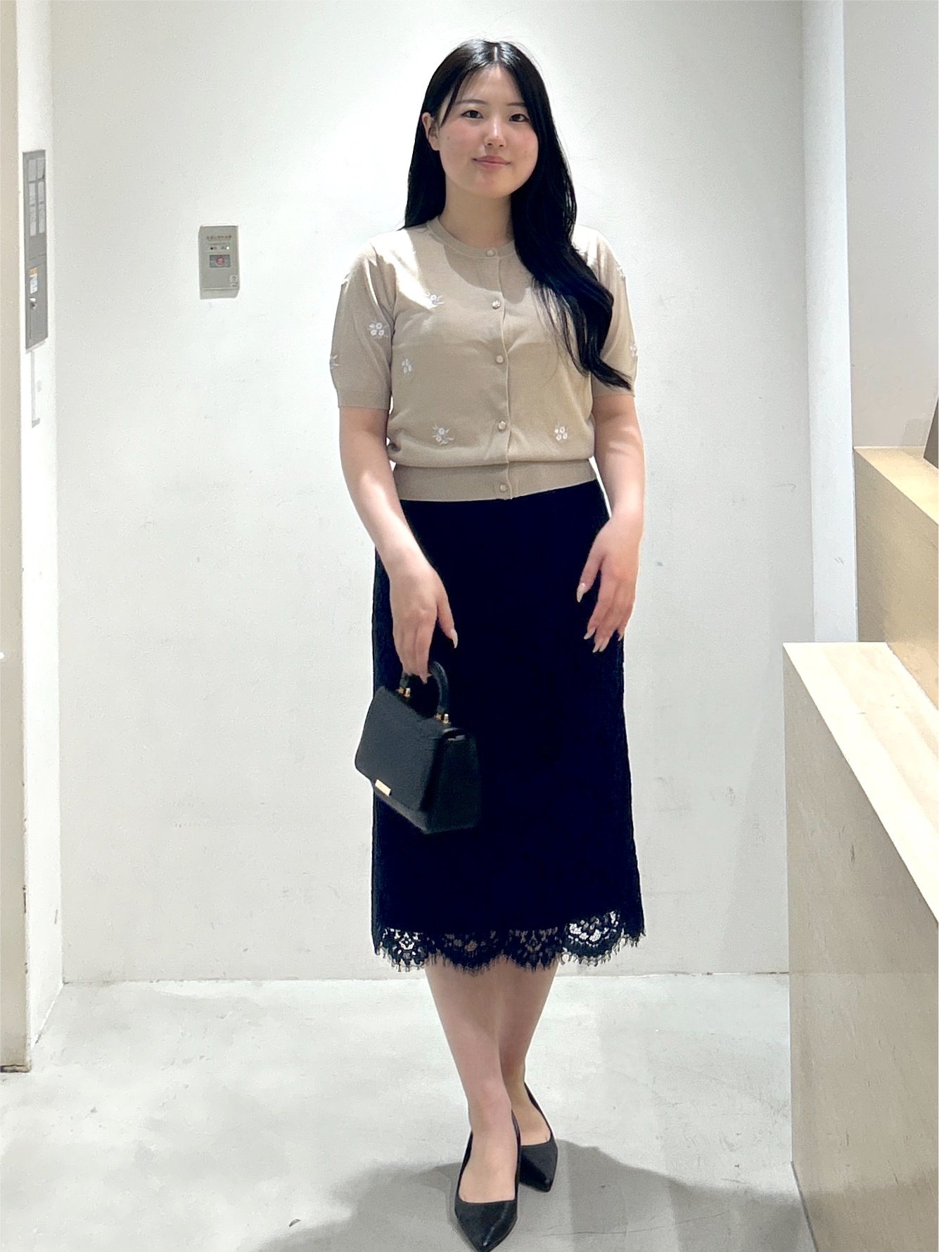 sayaさんの「OPAQUE.CLIP｜フラワー刺繍カーディガン【洗濯機OK／抗ピル】」を使ったコーディネート