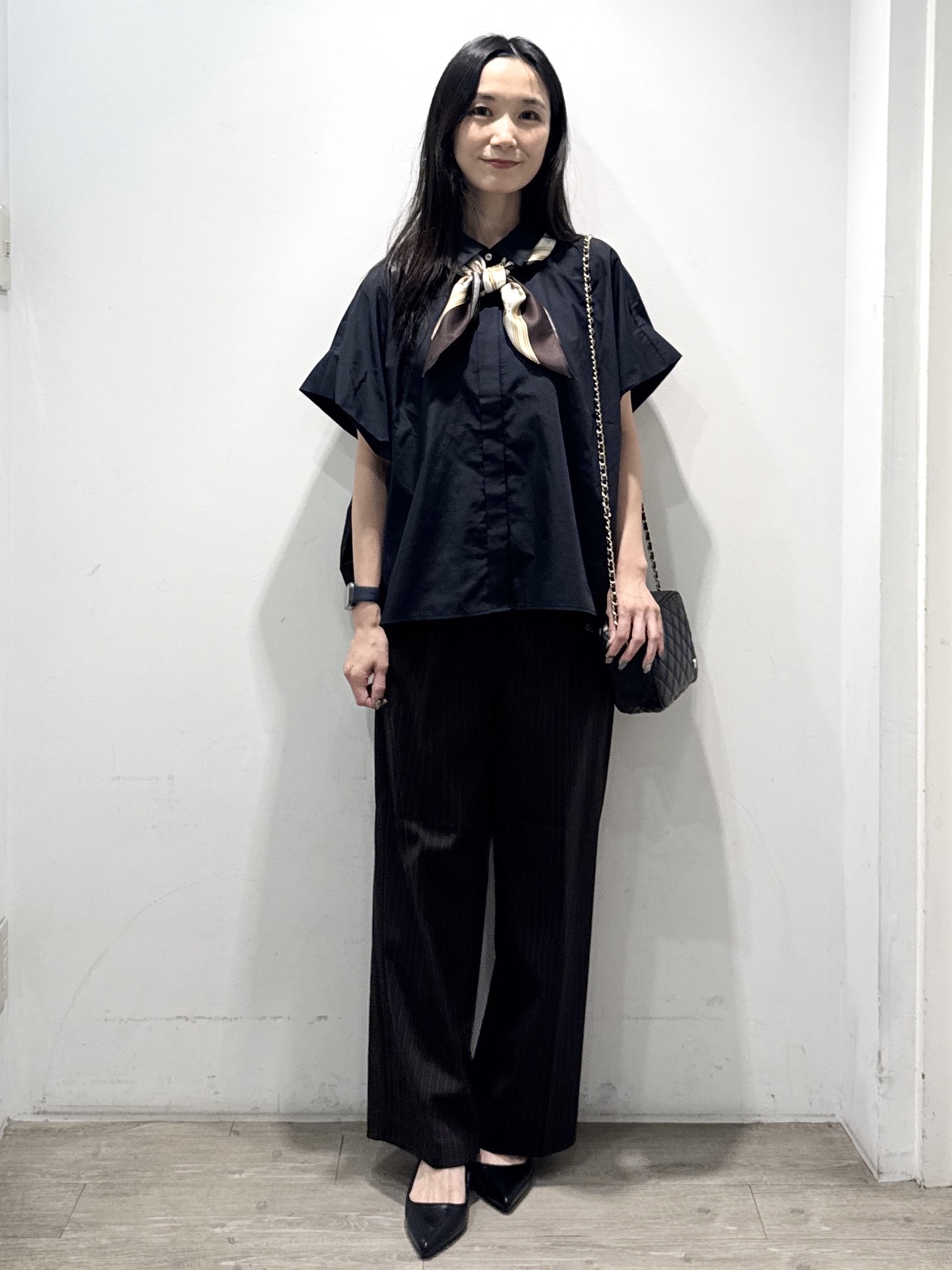 yuicciさんの「OPAQUE.CLIP｜タックニュアンスフォルムシャツ【洗濯機OK】」を使ったコーディネート