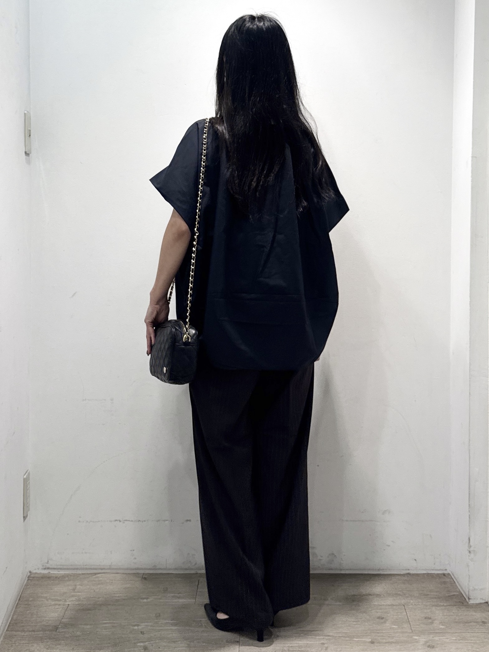 yuicciさんの「OPAQUE.CLIP｜タックニュアンスフォルムシャツ【洗濯機OK】」を使ったコーディネート