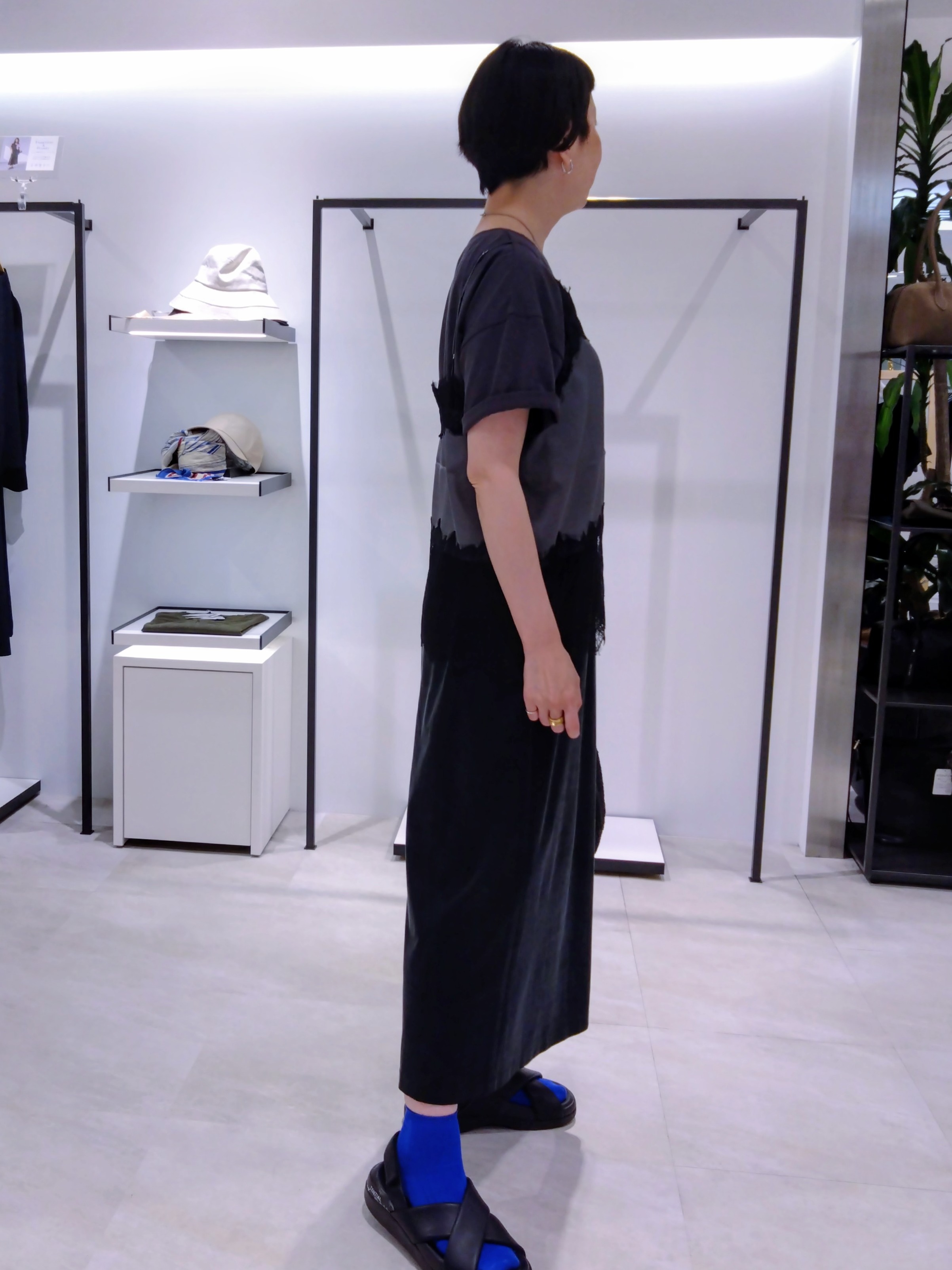 まちこさんの「UNTITLED｜【セットアップ可/接触冷感】ヴィンテージライク ロングスカート」を使ったコーディネート