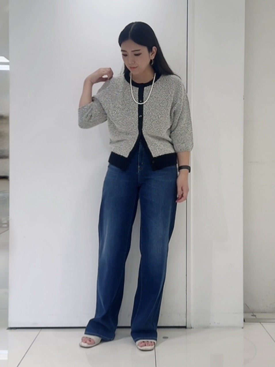 なかじさんの「UNTITLED｜【新色追加/人気デニム】MAKE&times;DENIMスリムストレート」を使ったコーディネート
